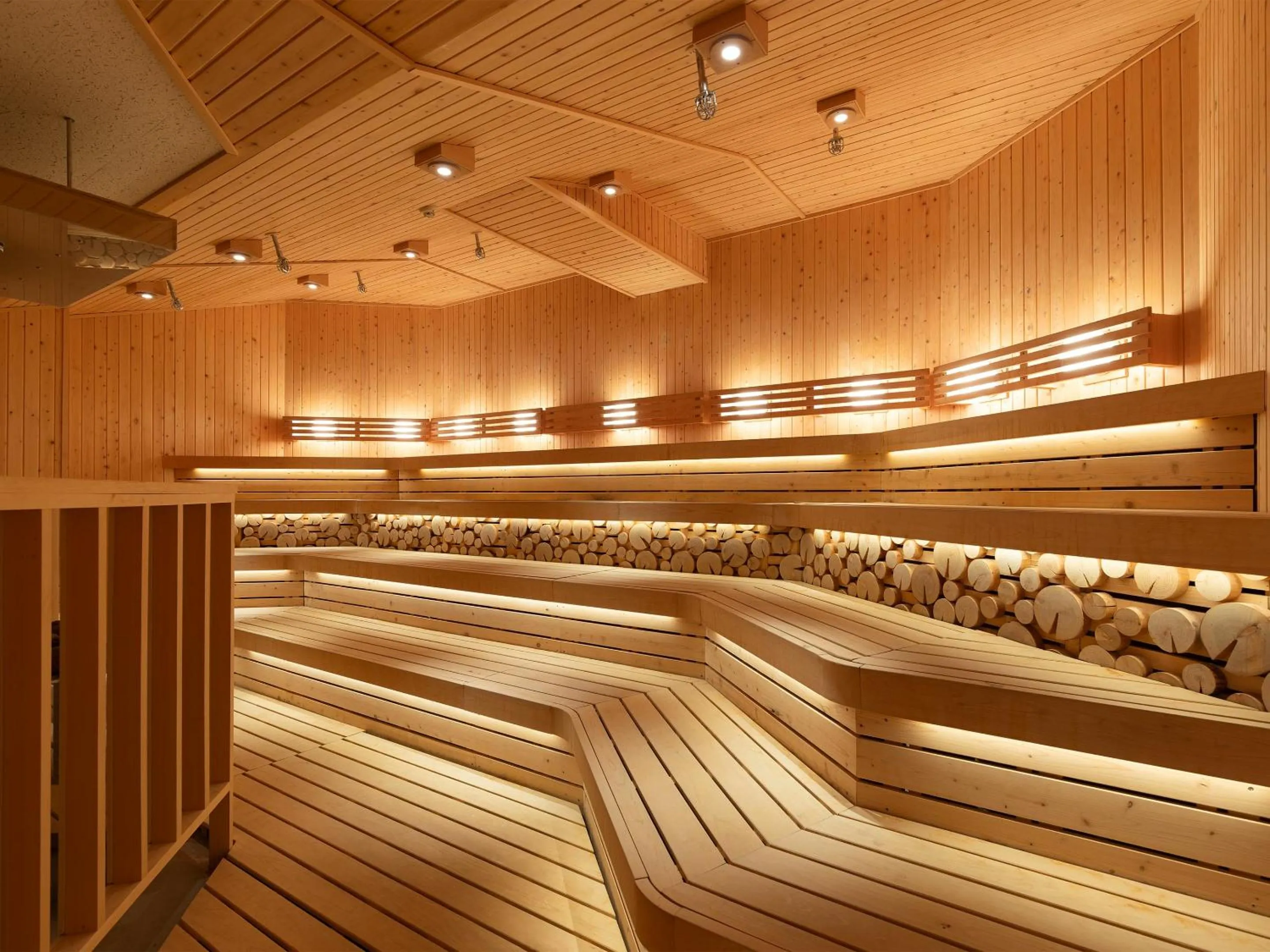 Sauna in Executive Suite SUIREI