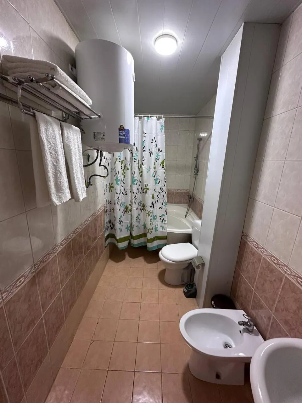 Shower in Grand Silk Road