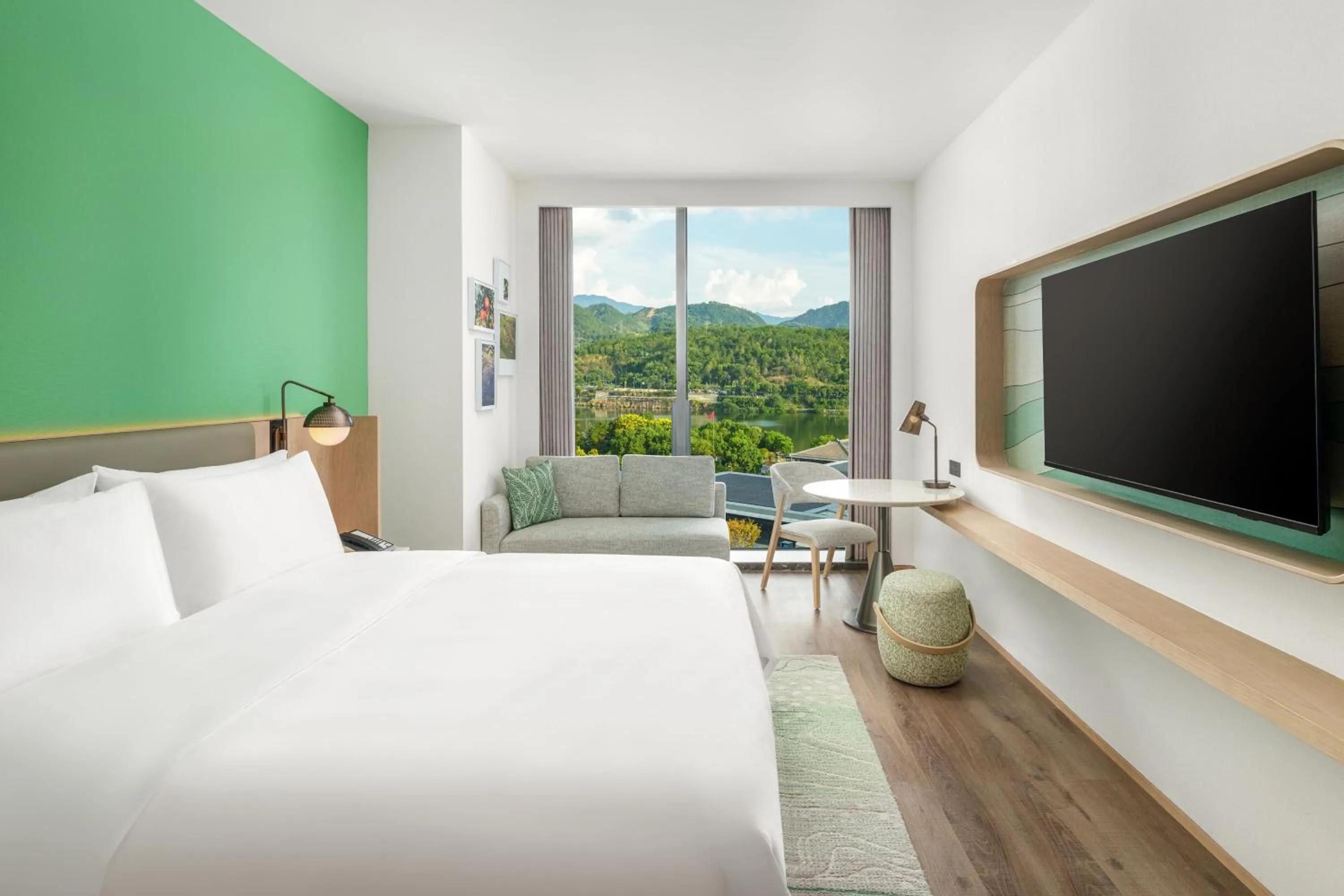 Photo of the whole room, Bed in Element Lishui