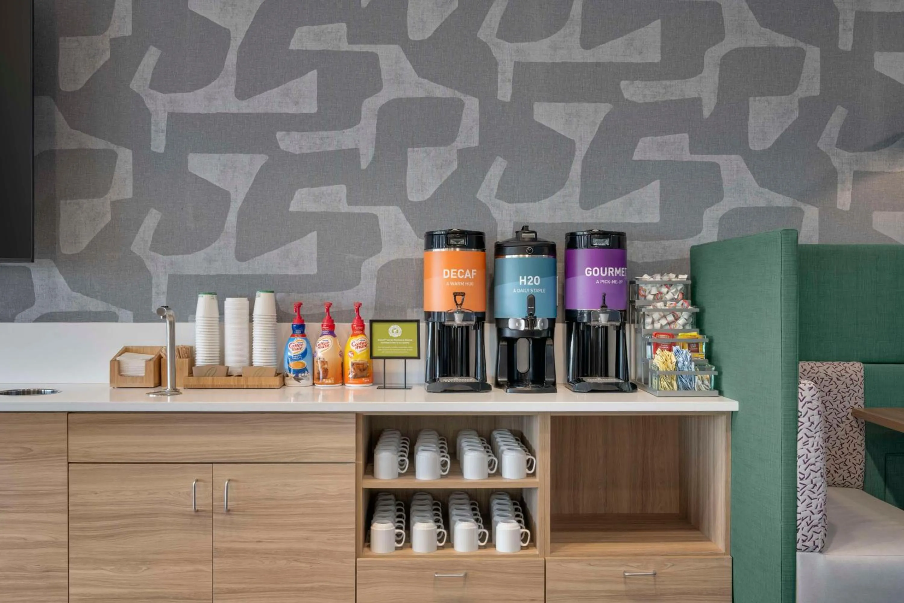 Dining area in Home2 Suites By Hilton Sanford Orlando North