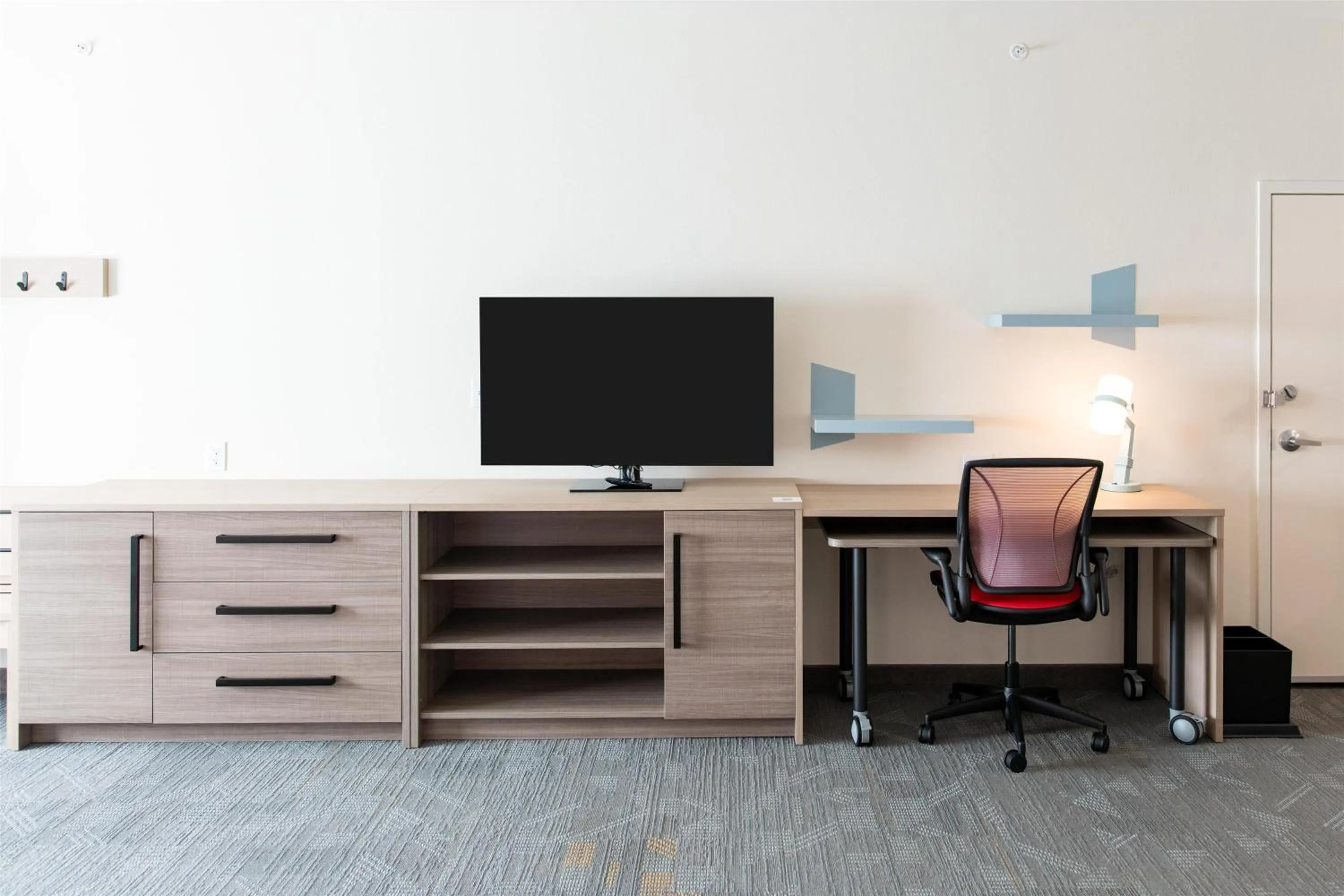 Bedroom in Home2 Suites By Hilton Effingham