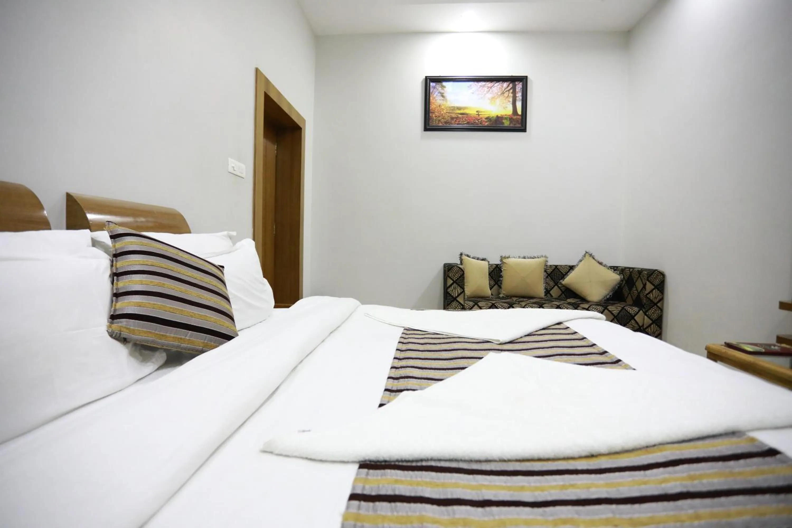 Bedroom, Bed in Hotel Krishna Ji