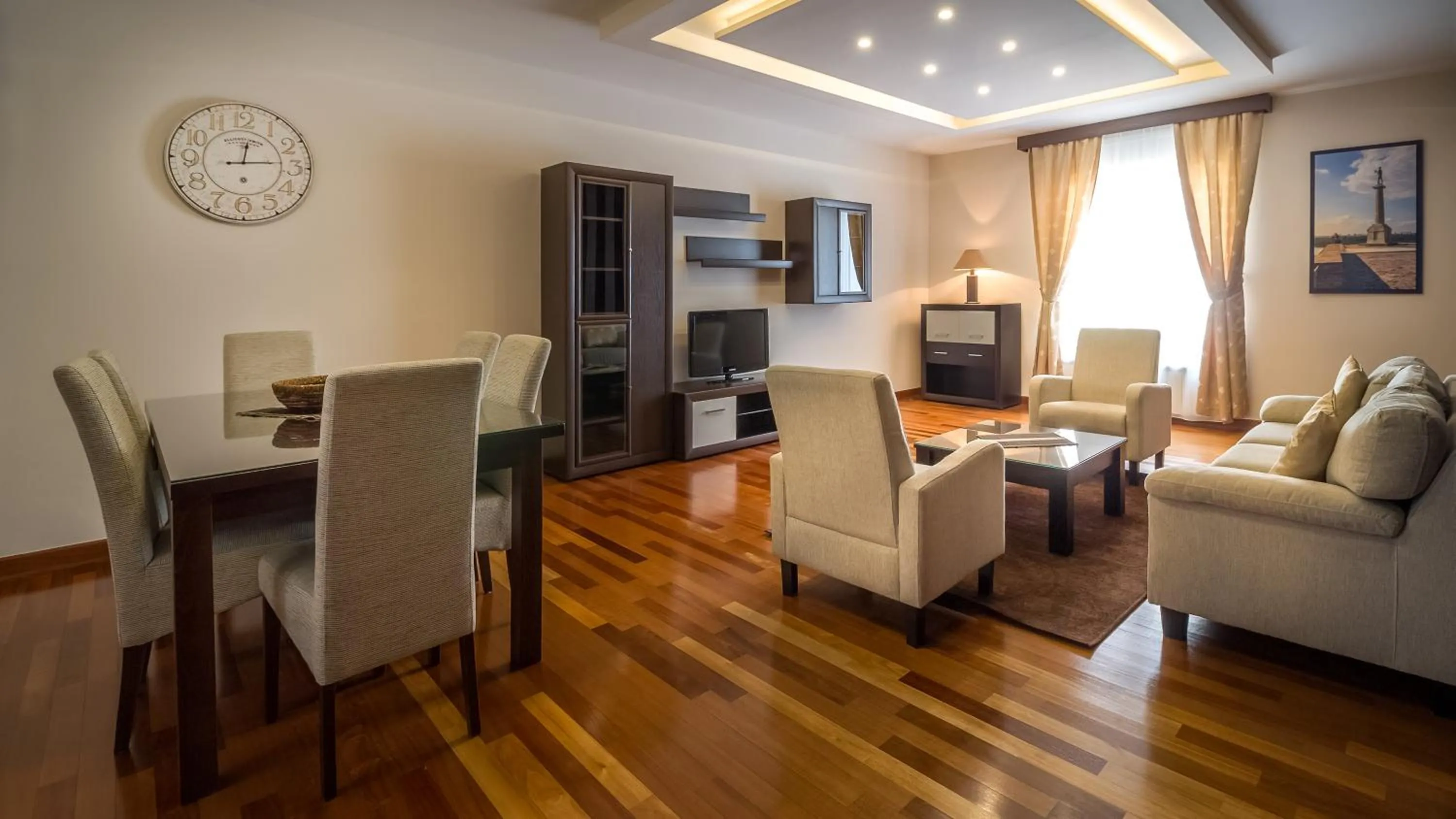 TV and multimedia in Feel Belgrade Apartments