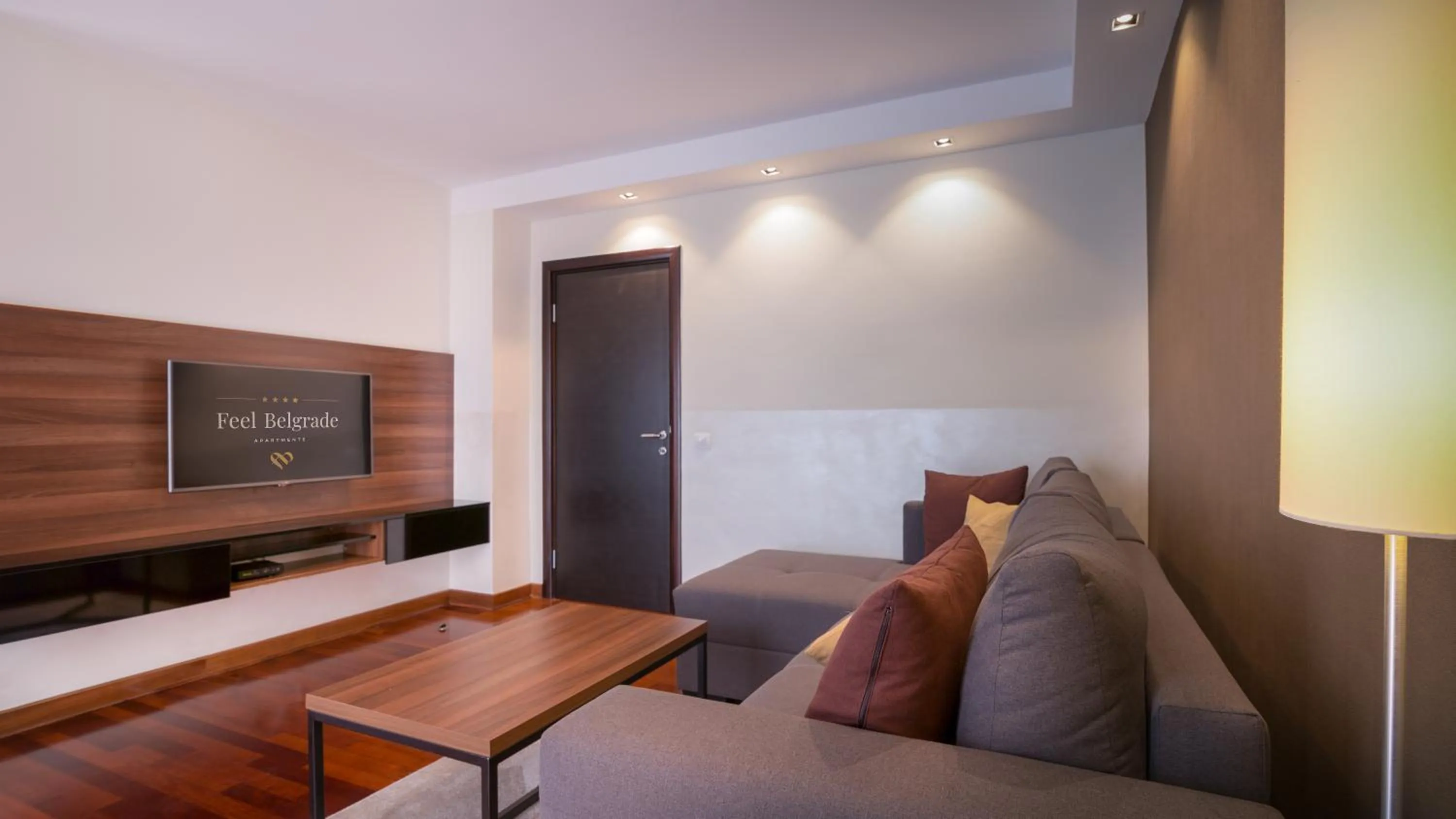 TV and multimedia in Feel Belgrade Apartments
