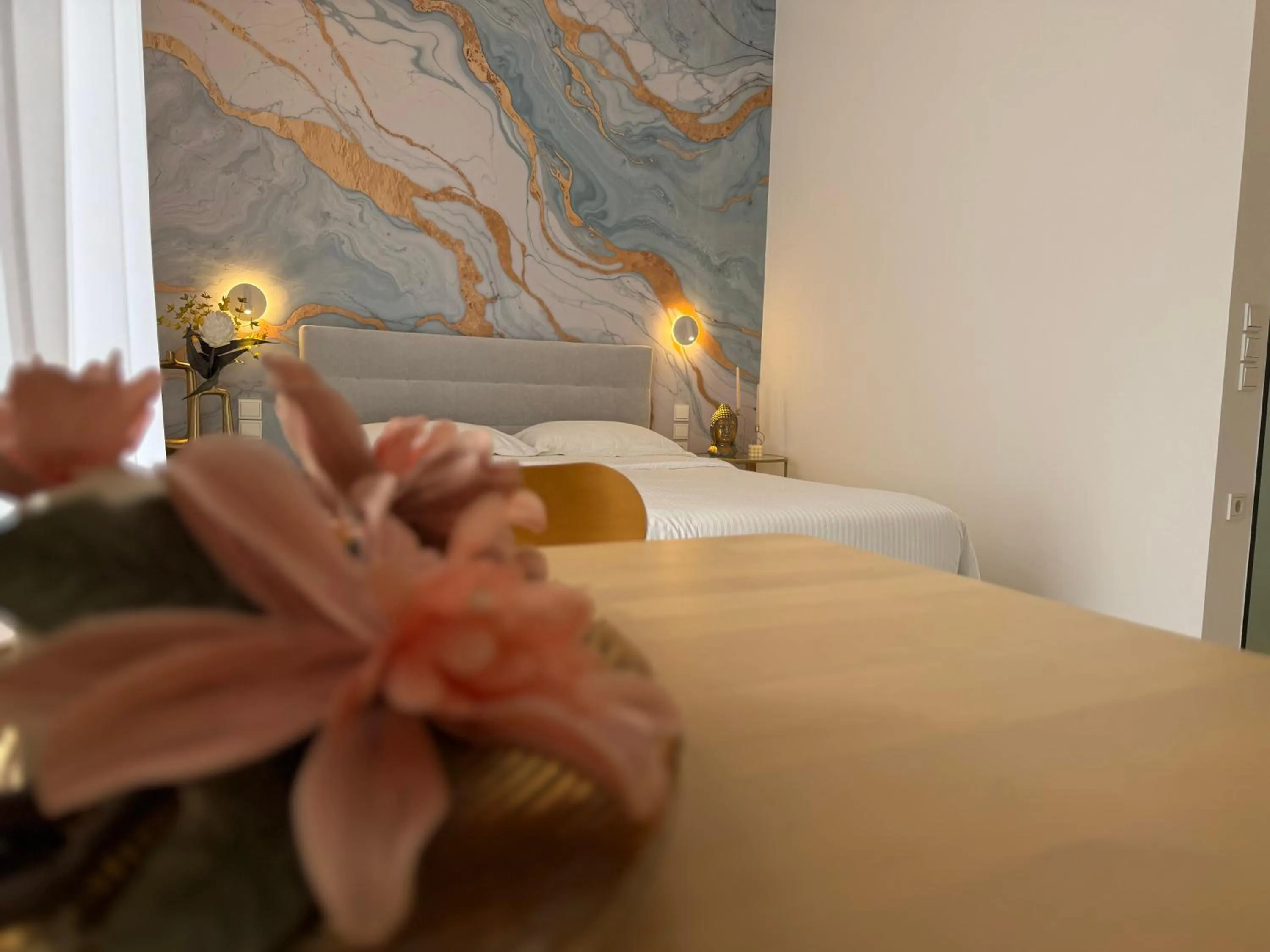 Bed in Madi Luxury Stay Patra