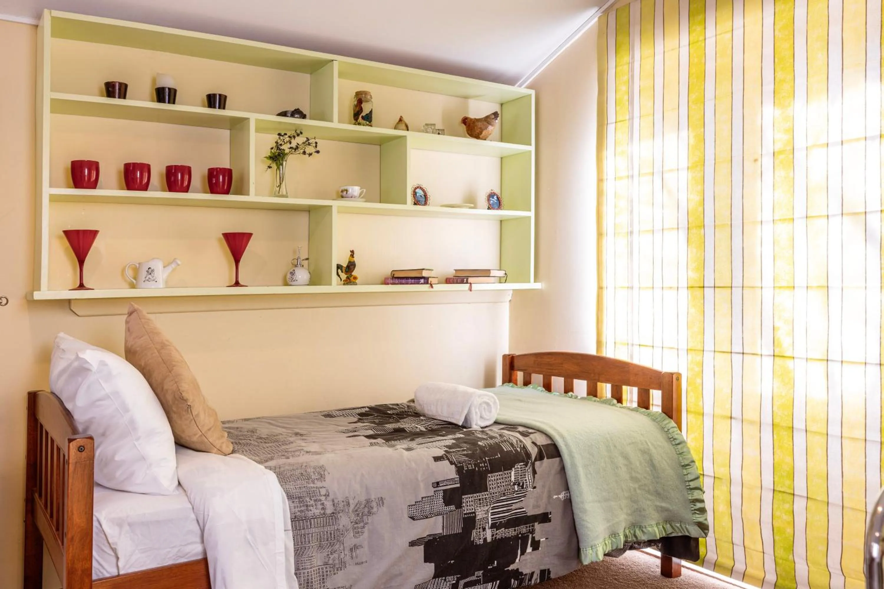 Bed in Tekapo1929 - Pioneer Cottage