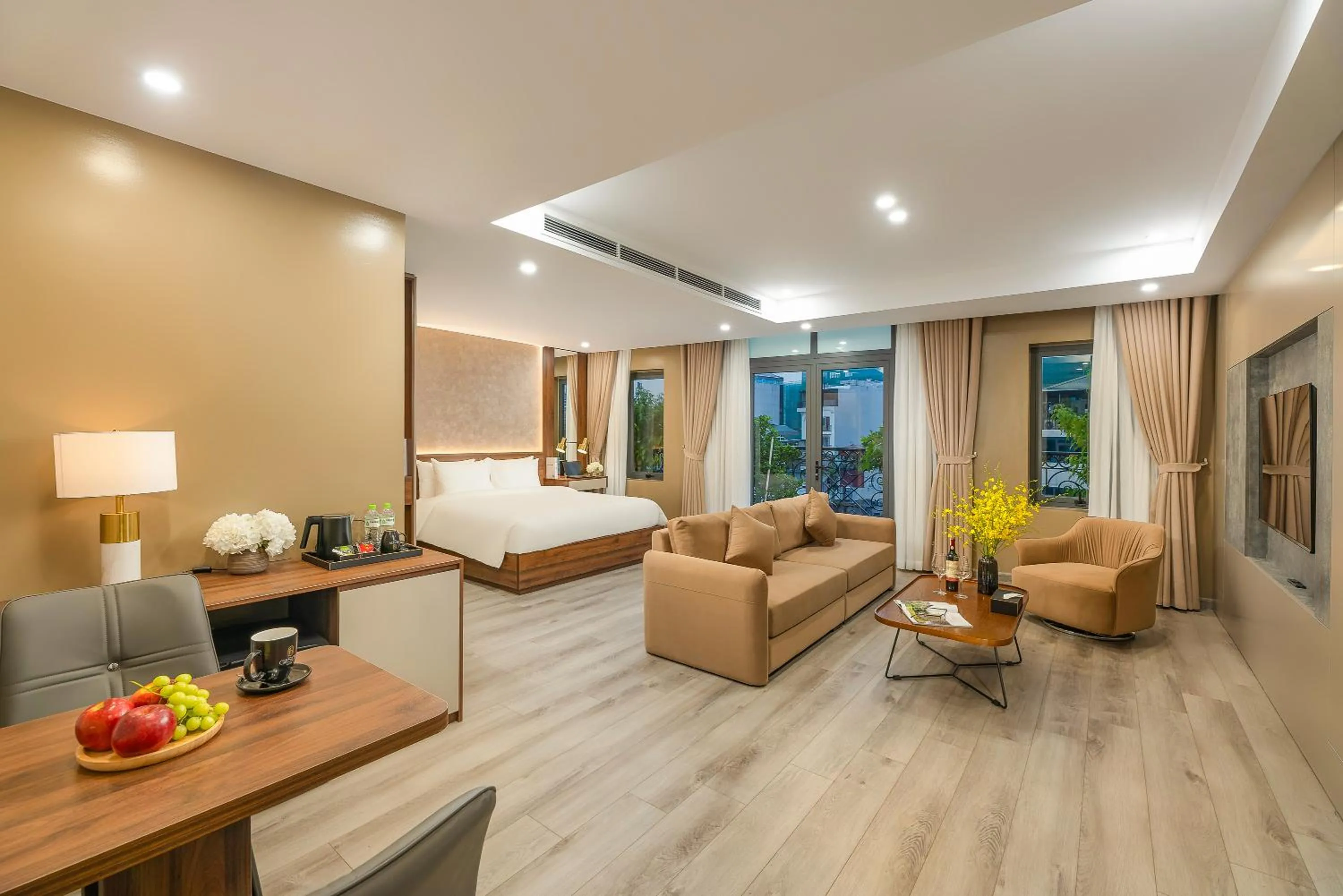 Kitchen or kitchenette in Gilson Hanoi Hotel