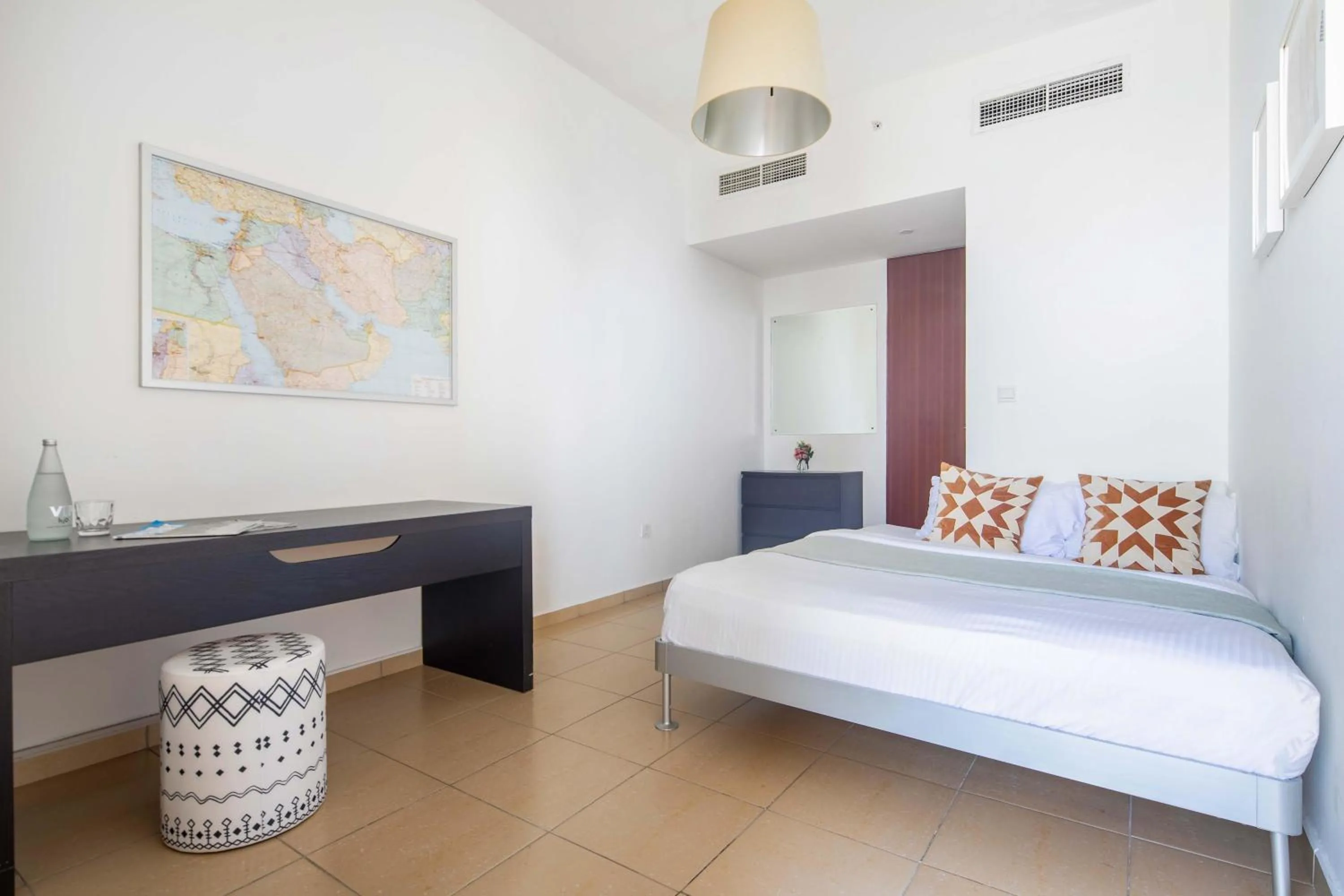 Frank Porter - Sadaf 6