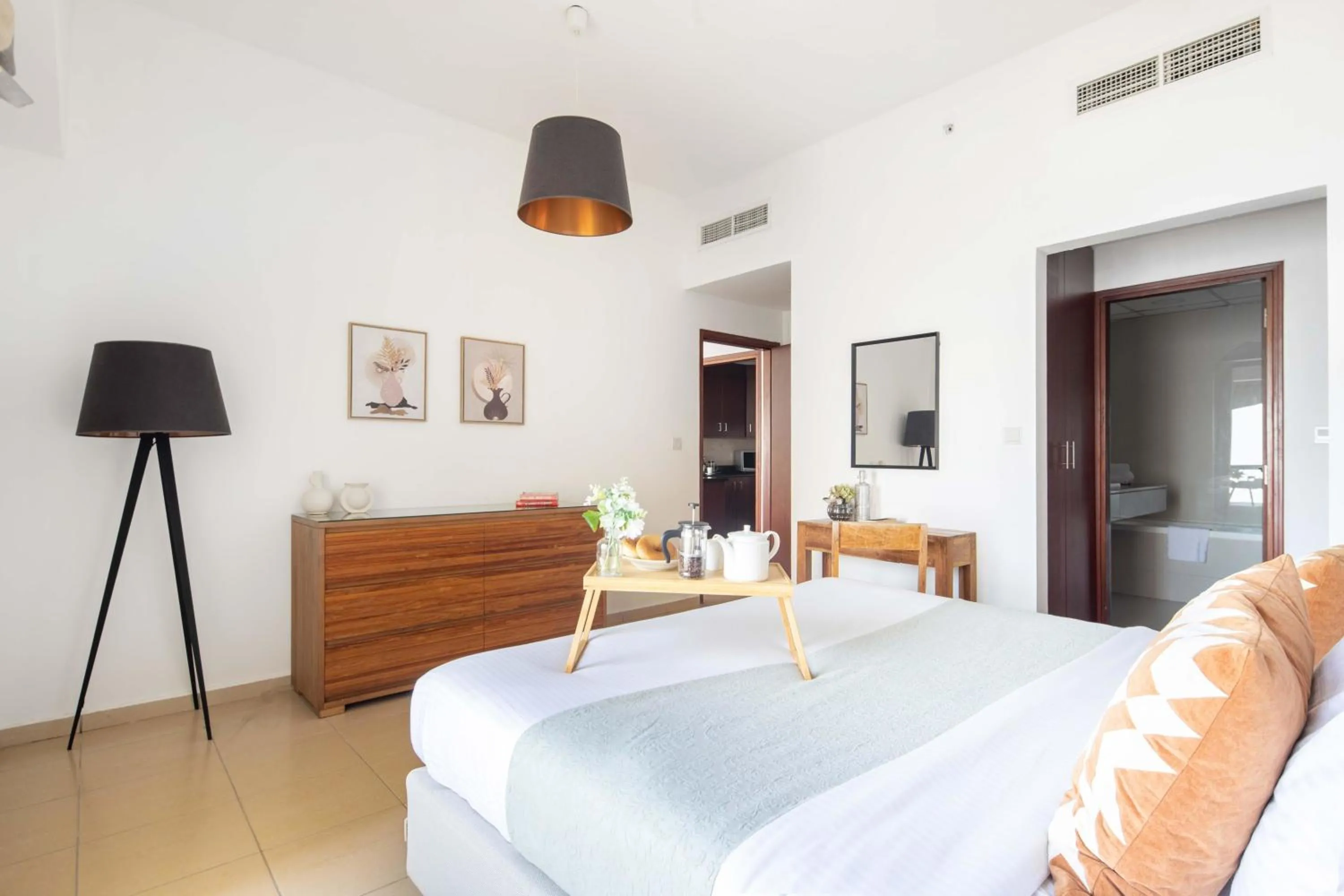 Frank Porter - Sadaf 6