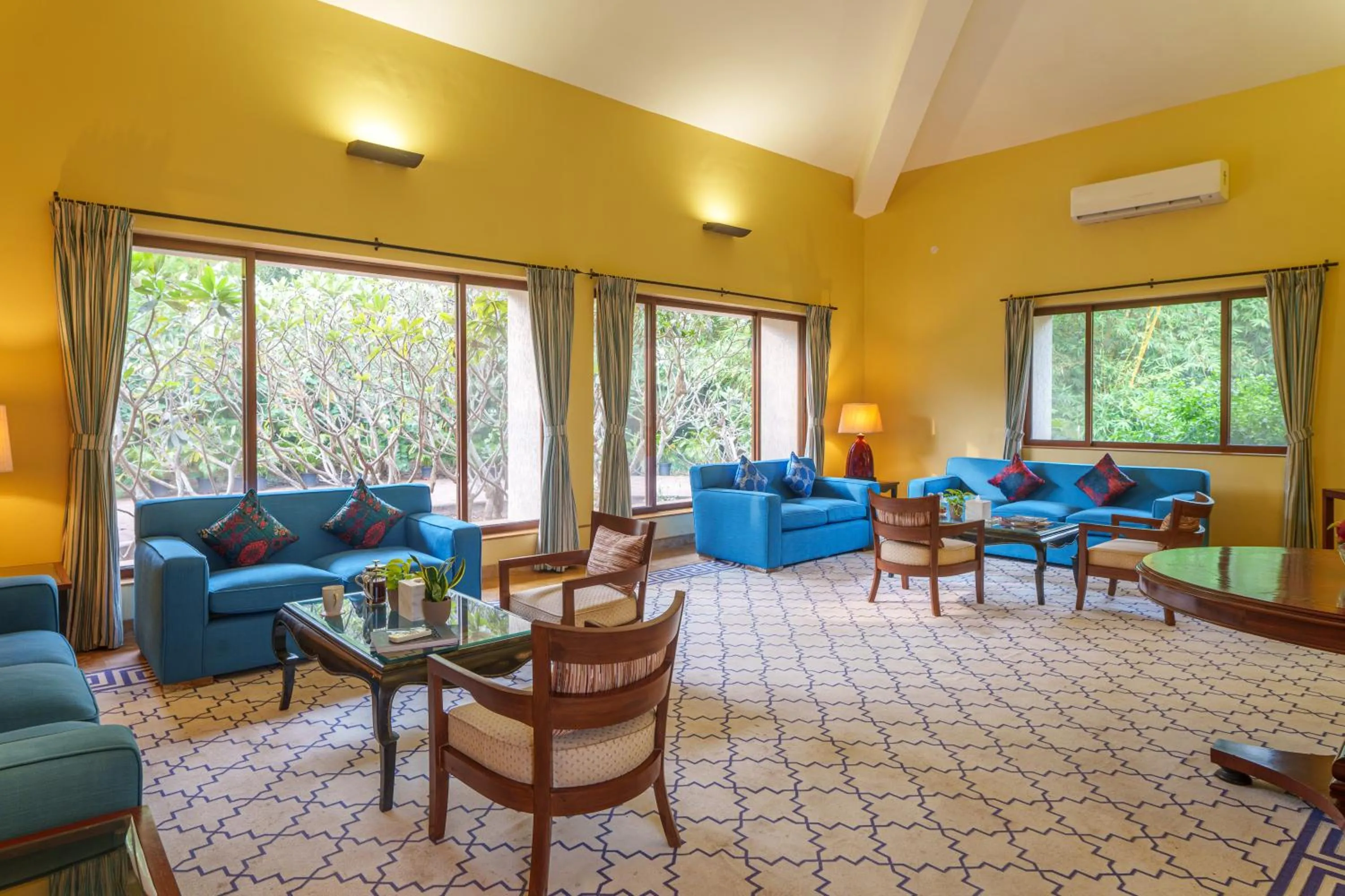 Living room in amã Stays & Trails Kihim Courtyard, Alibag