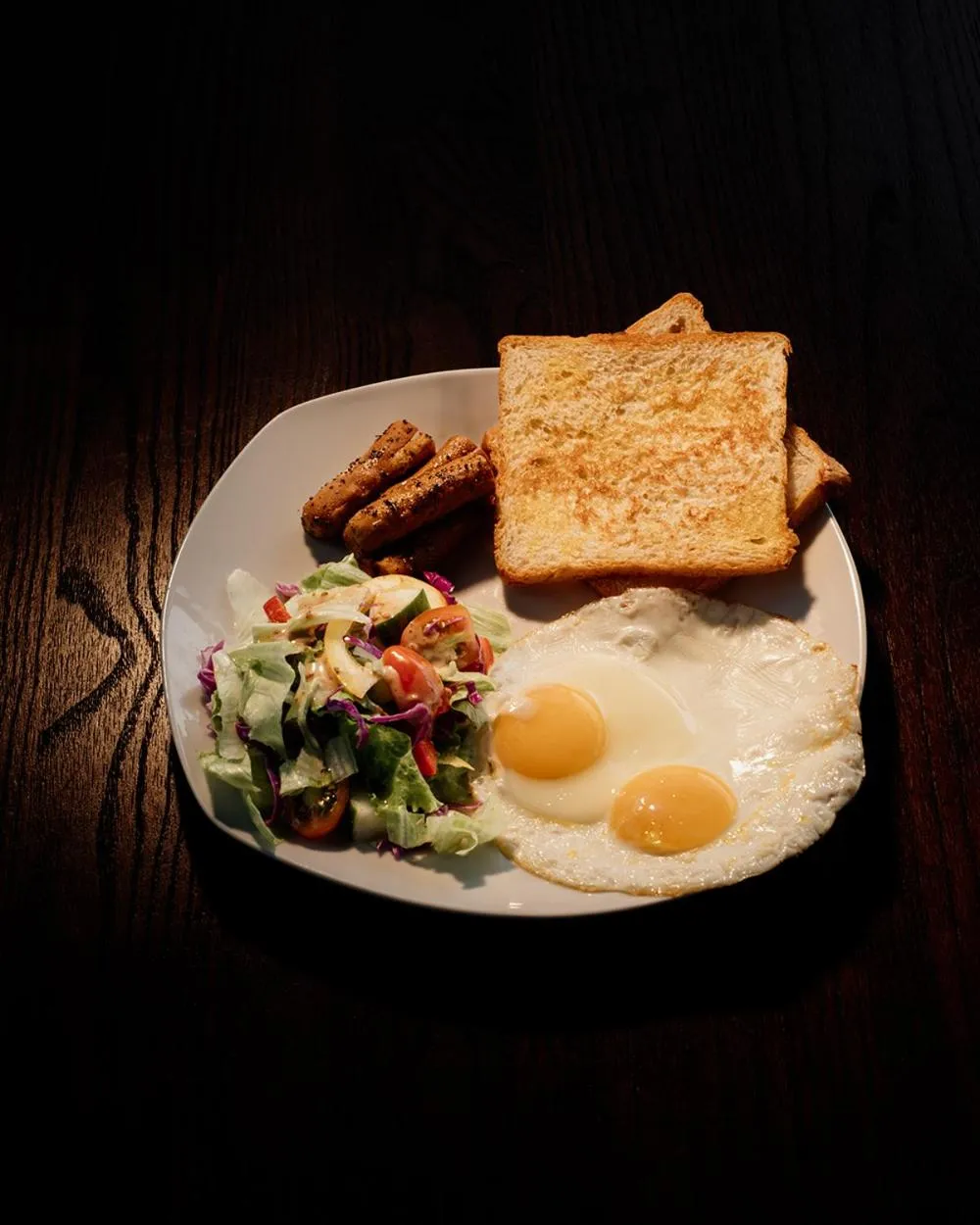 Restaurant/places to eat in Villa Kayu Amertha