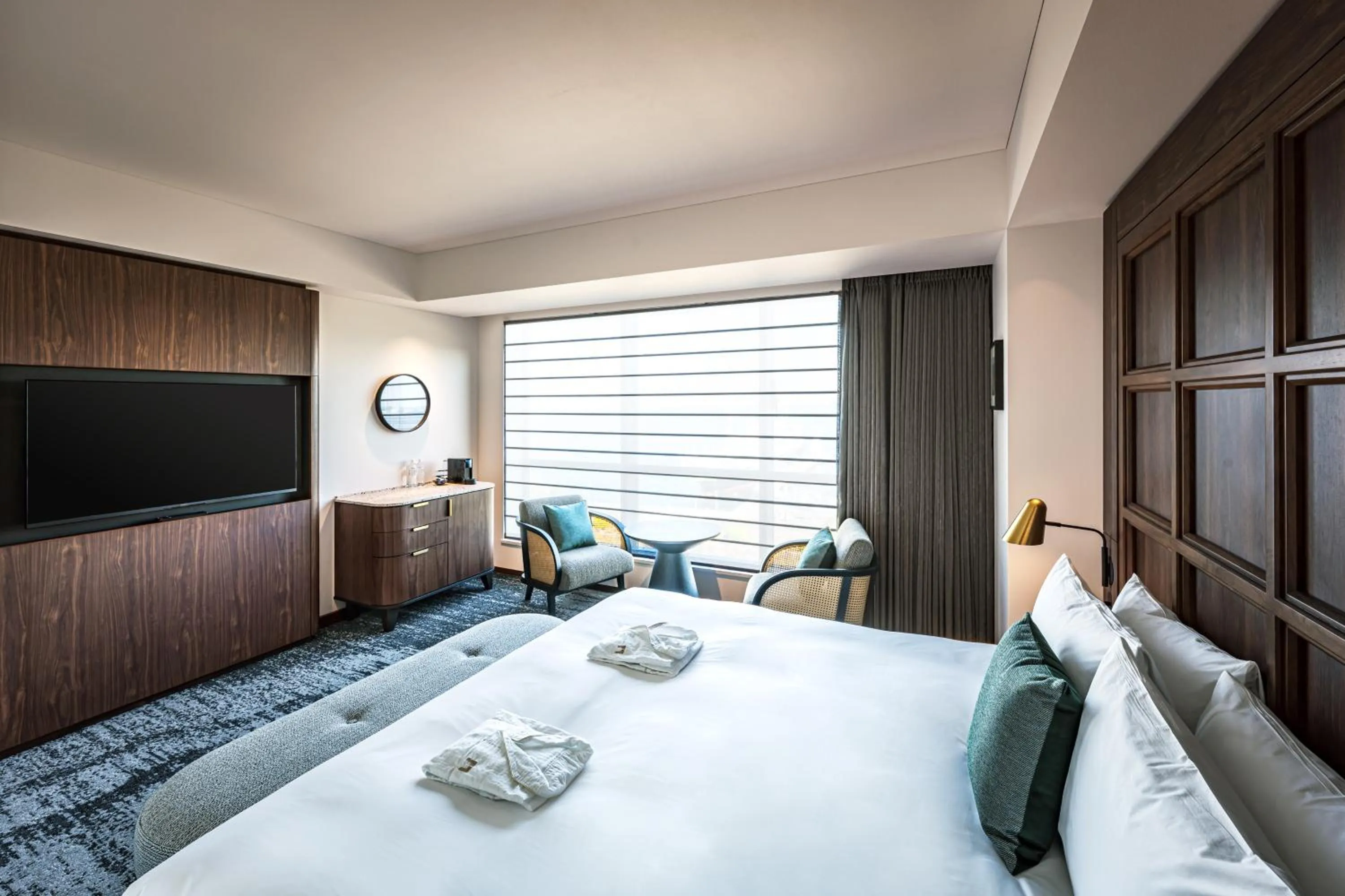 Photo of the whole room, Bed in The Gate Hotel Yokohama by Hulic