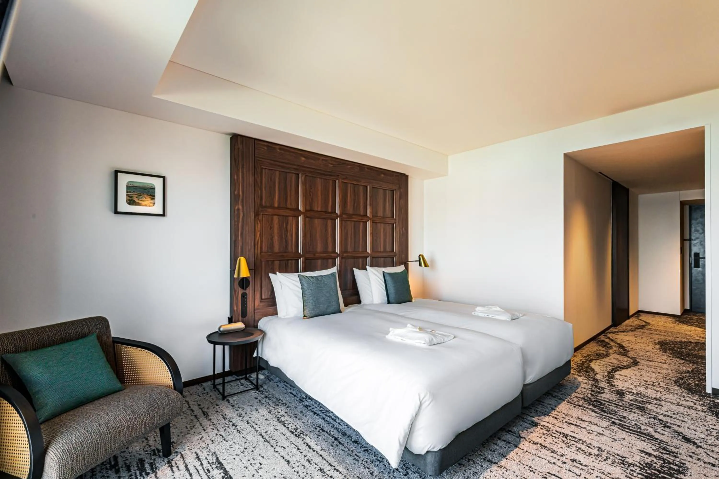 Photo of the whole room, Bed in The Gate Hotel Yokohama by Hulic