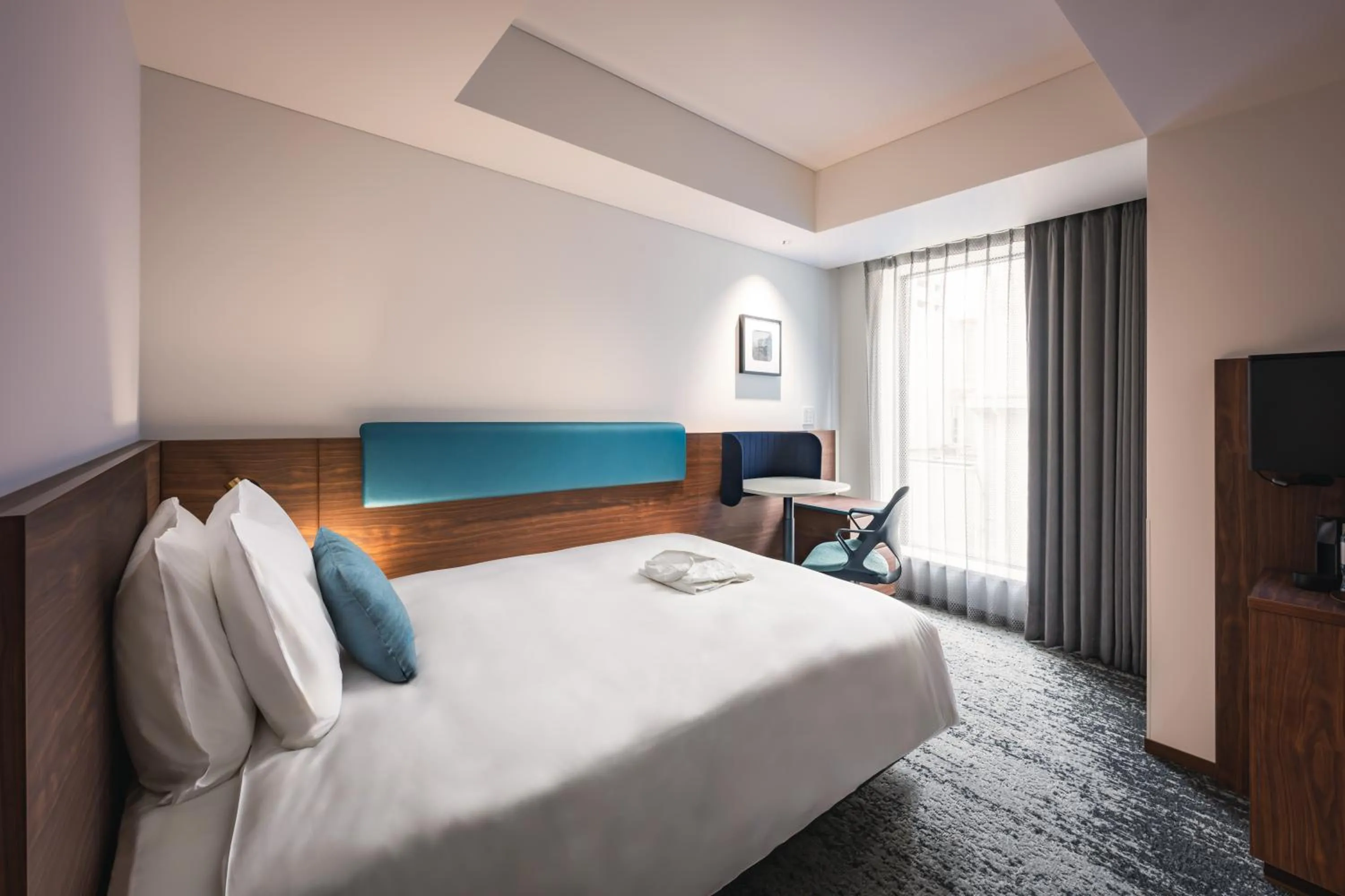 Bed in The Gate Hotel Yokohama by Hulic