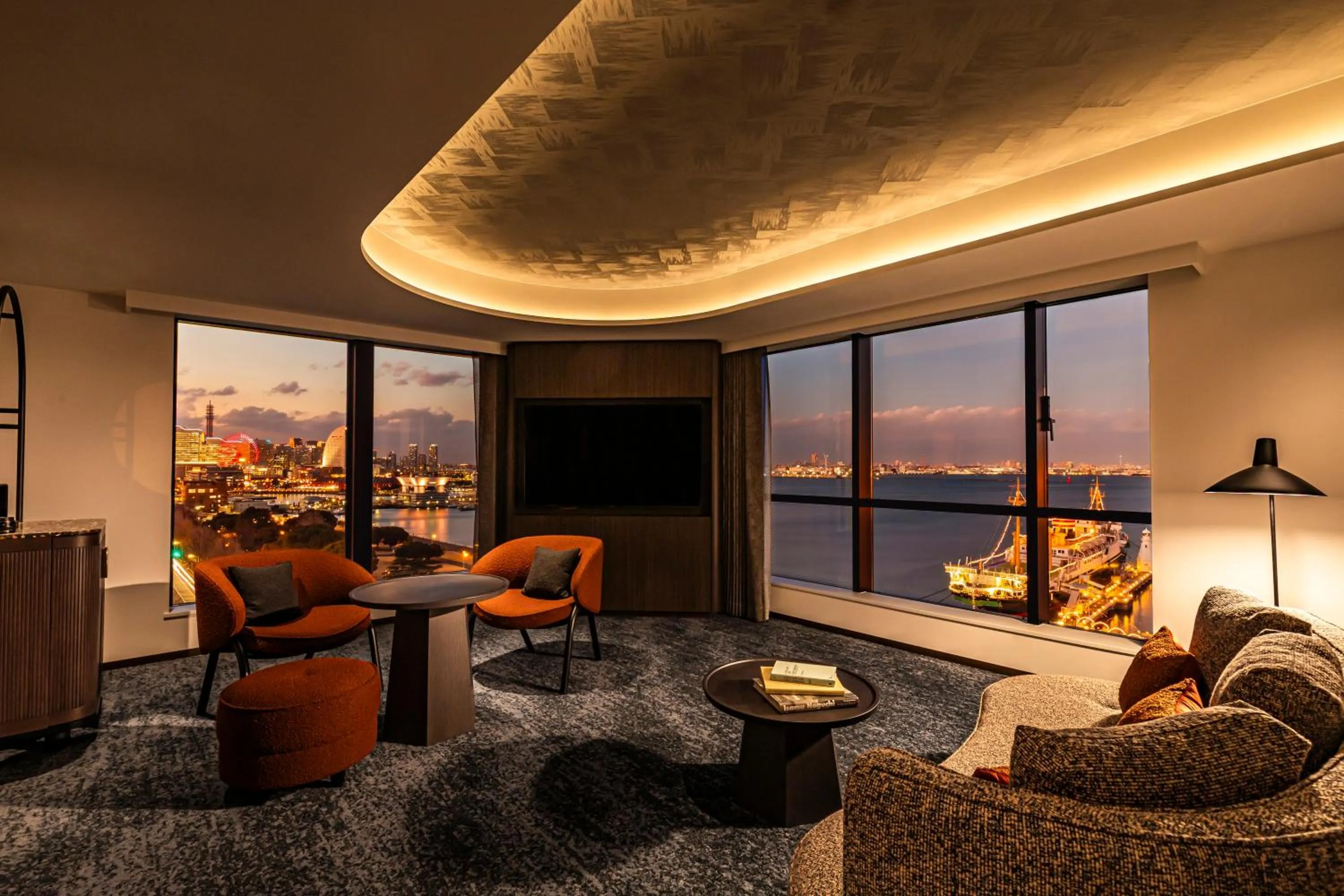 Photo of the whole room in The Gate Hotel Yokohama by Hulic