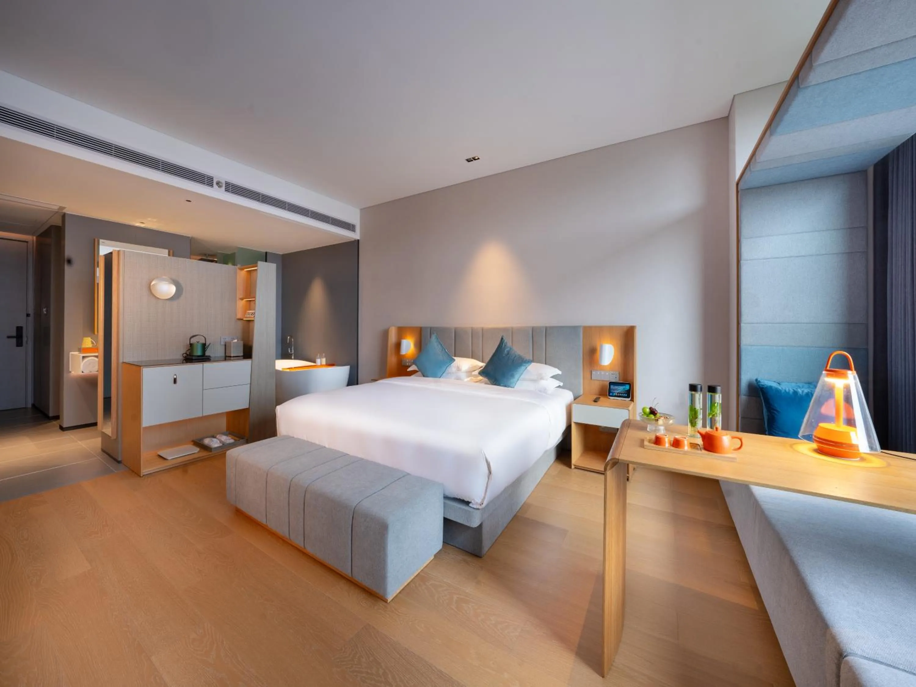 Photo of the whole room, Bed in Pagoda Hotel Hangzhou Zijingang