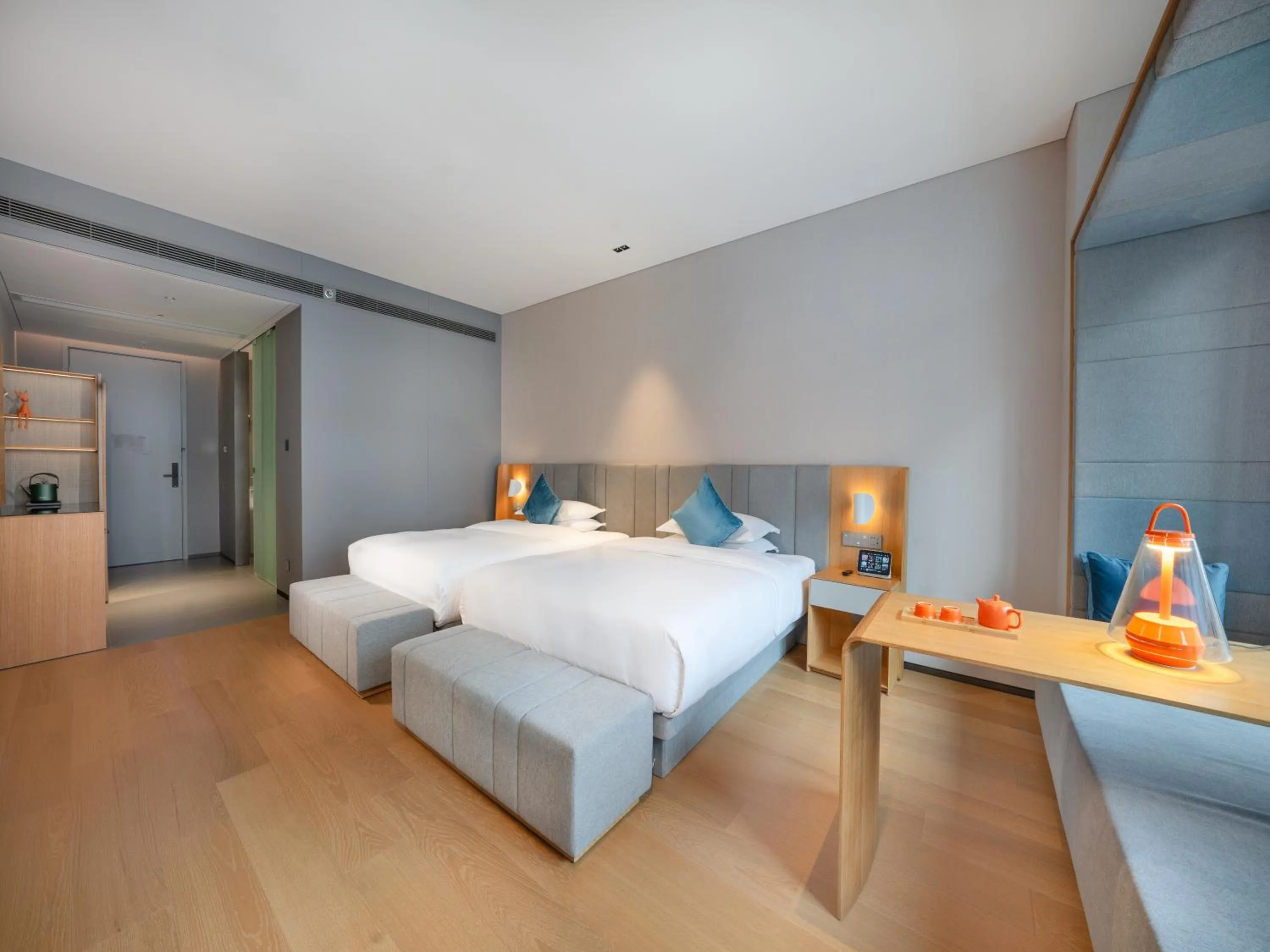 Photo of the whole room, Bed in Pagoda Hotel Hangzhou Zijingang