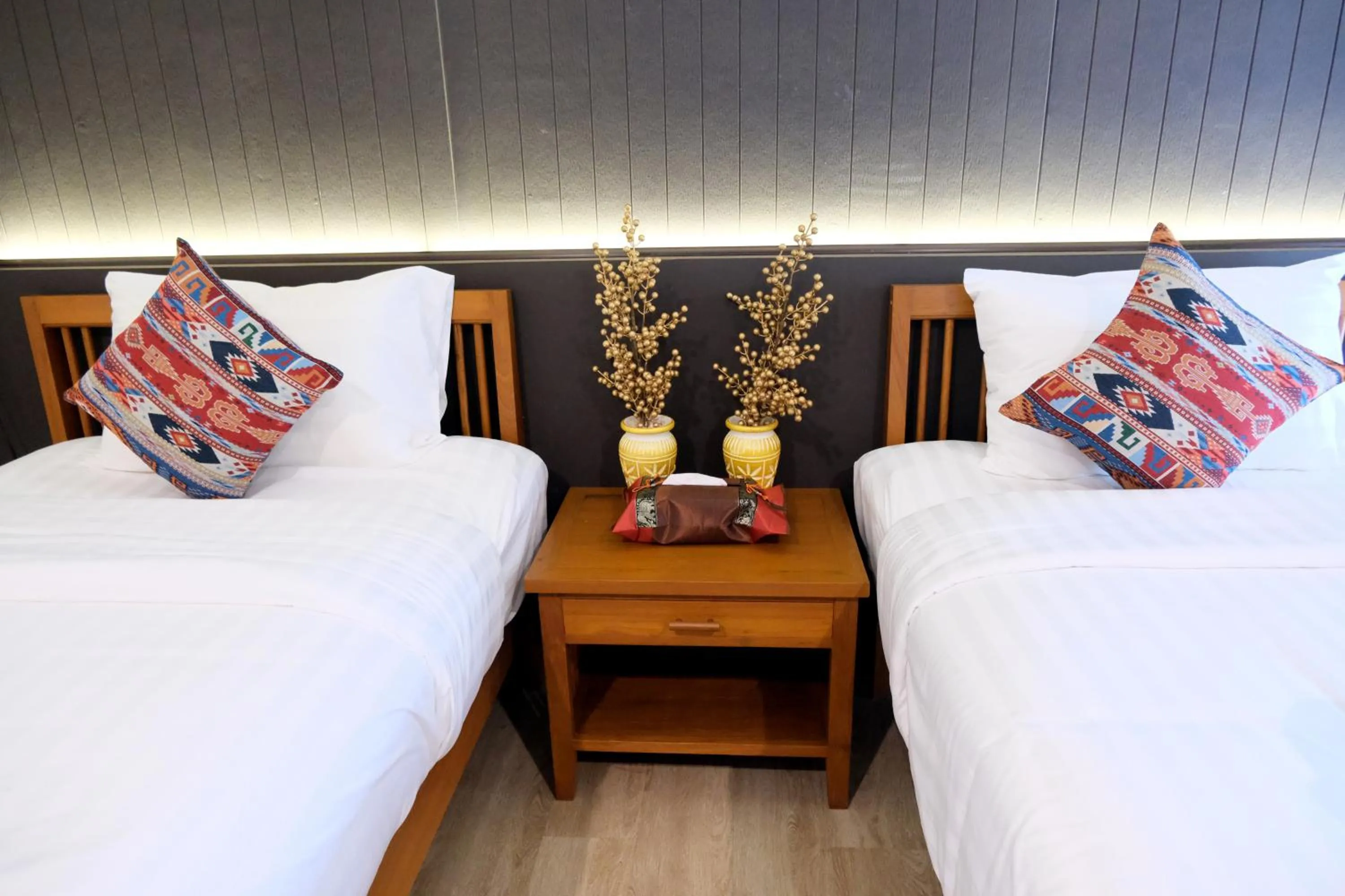 Bed in Vimarn Kaew Village and Resort