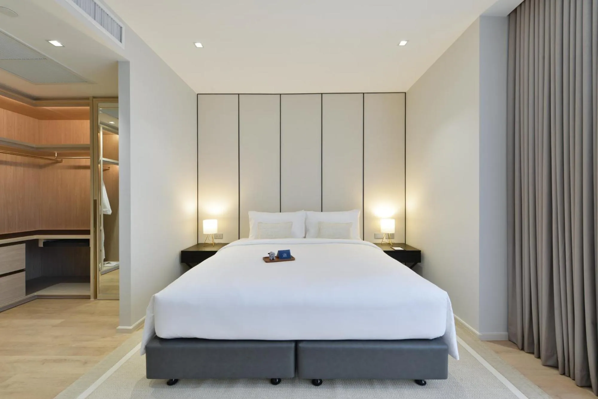 Bed in GM Estate Hotel and Executive Apartments, Bangkok Sukhumvit 20