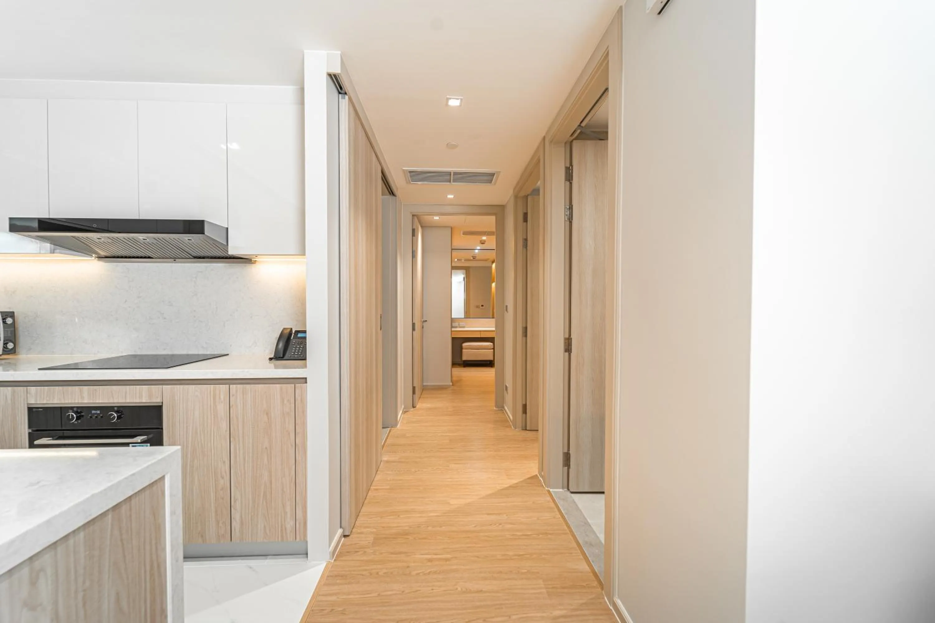 Kitchen or kitchenette in GM Estate Hotel and Executive Apartments, Bangkok Sukhumvit 20