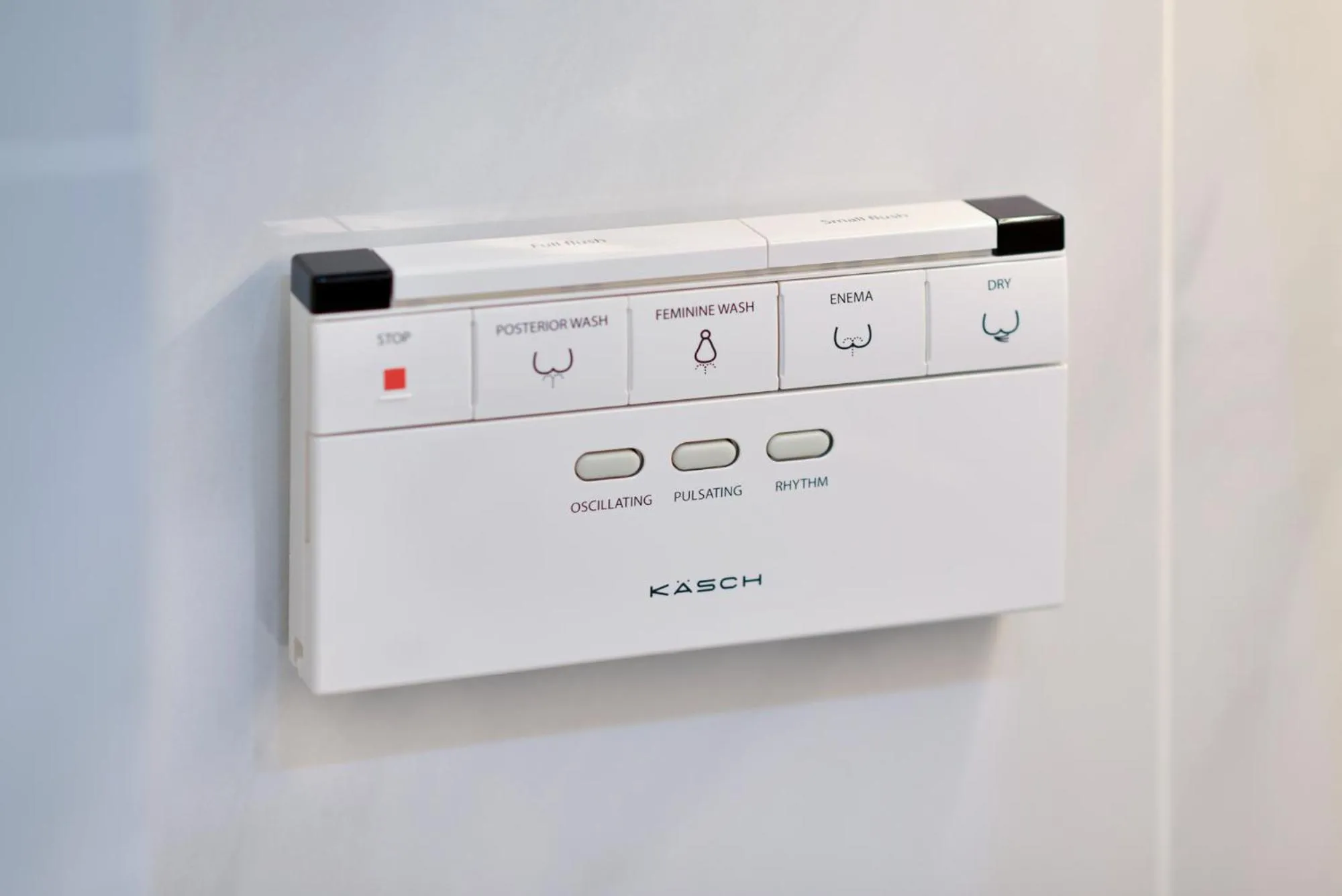 Toilet in GM Estate Hotel and Executive Apartments, Bangkok Sukhumvit 20