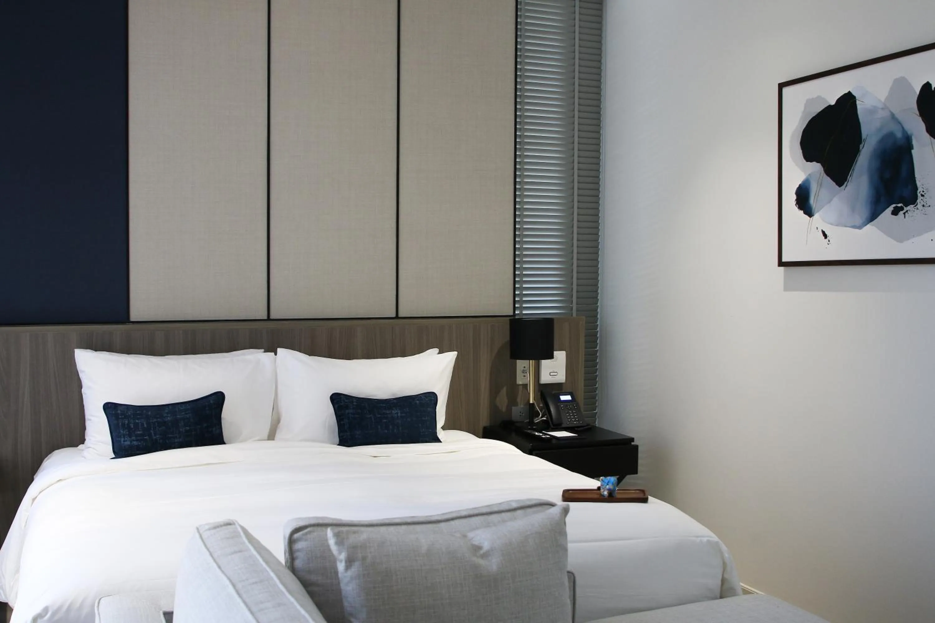 Bed in GM Estate Hotel and Executive Apartments, Bangkok Sukhumvit 20