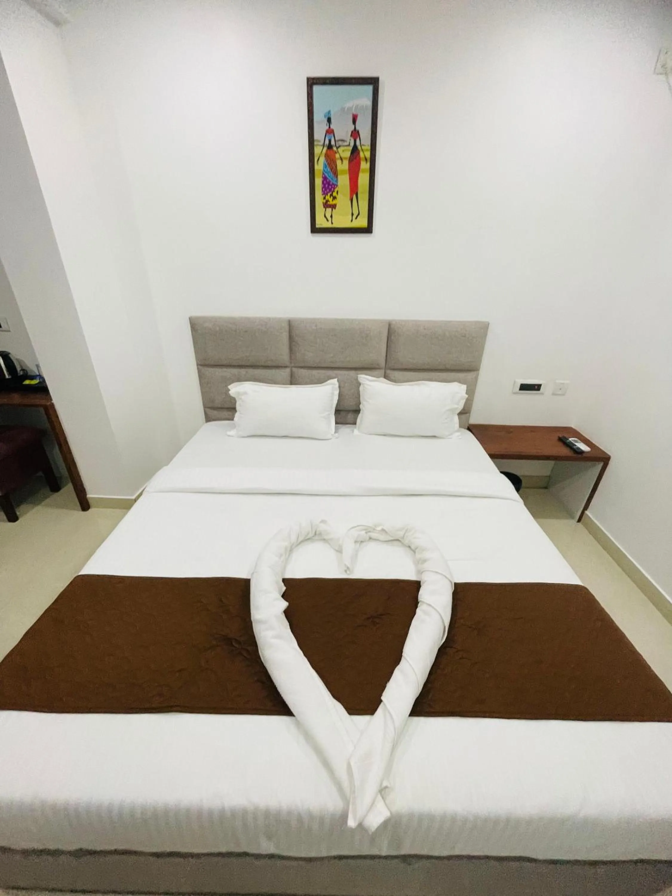 Bed in Hotel RKD Inn