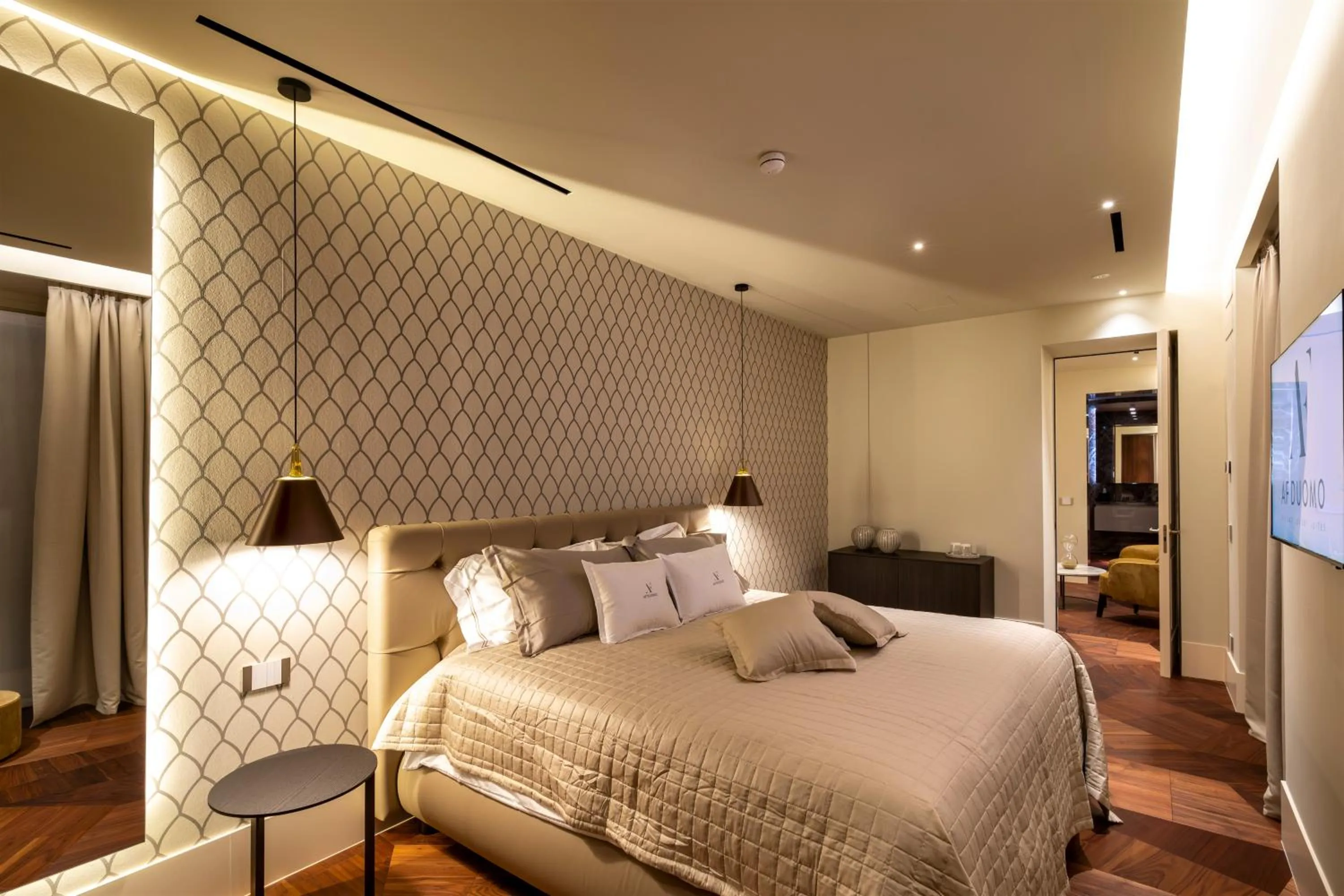 Bed in AF Duomo - Milano Luxury Suites