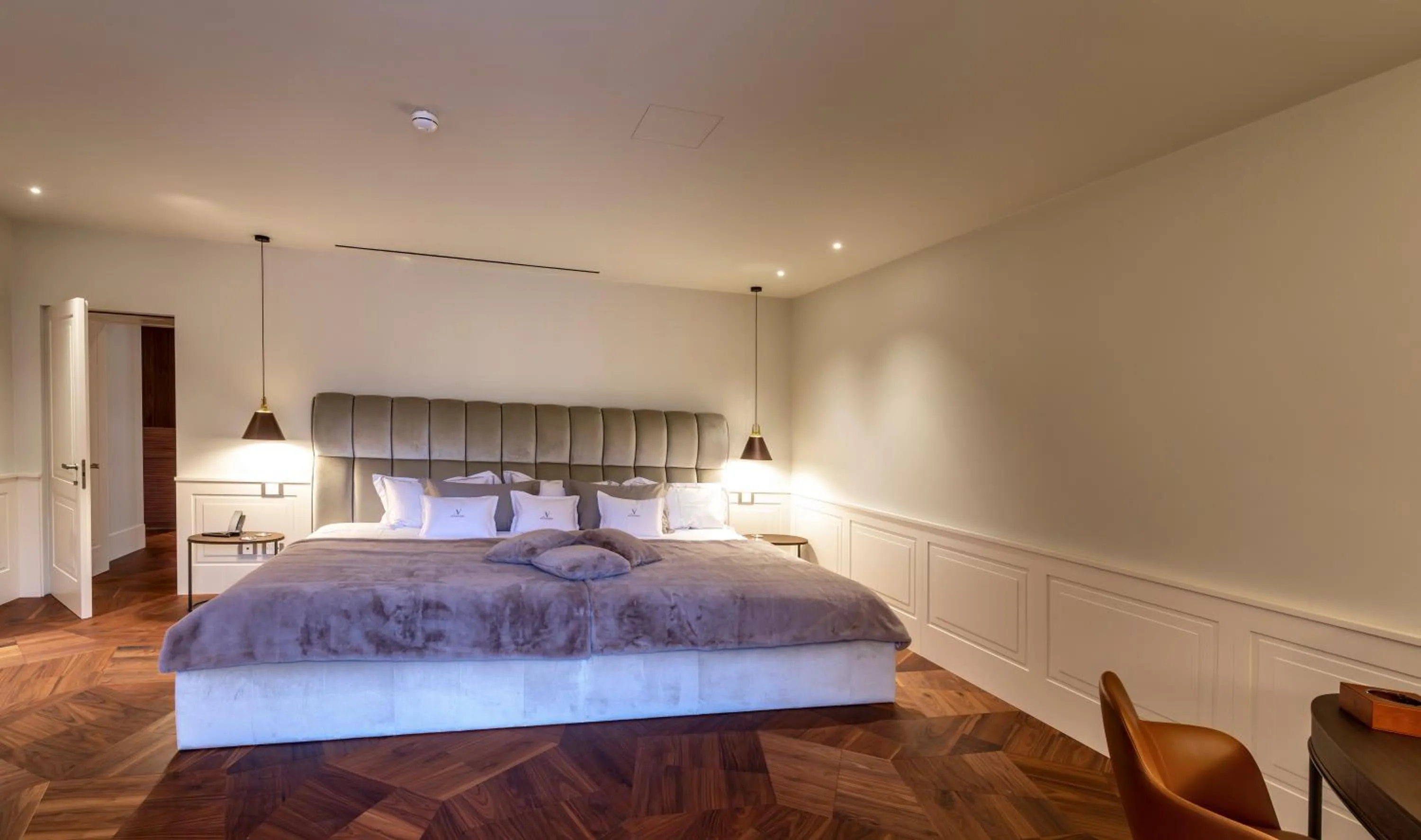 Bed in AF Duomo - Milano Luxury Suites