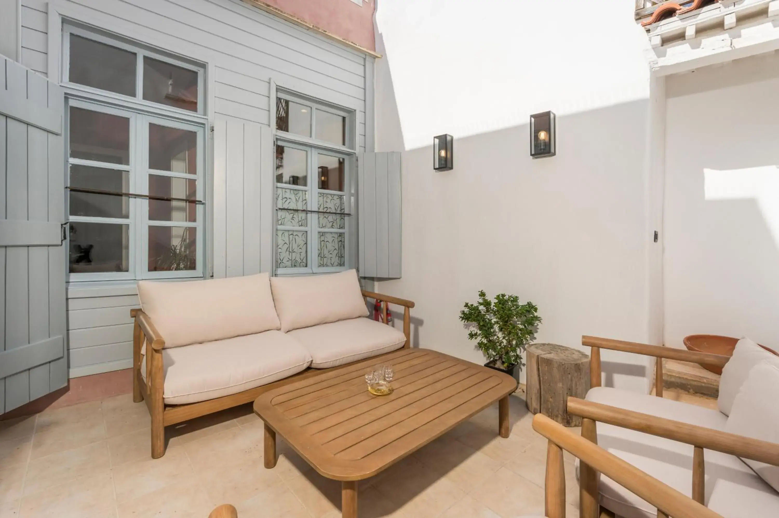 Full House Full House