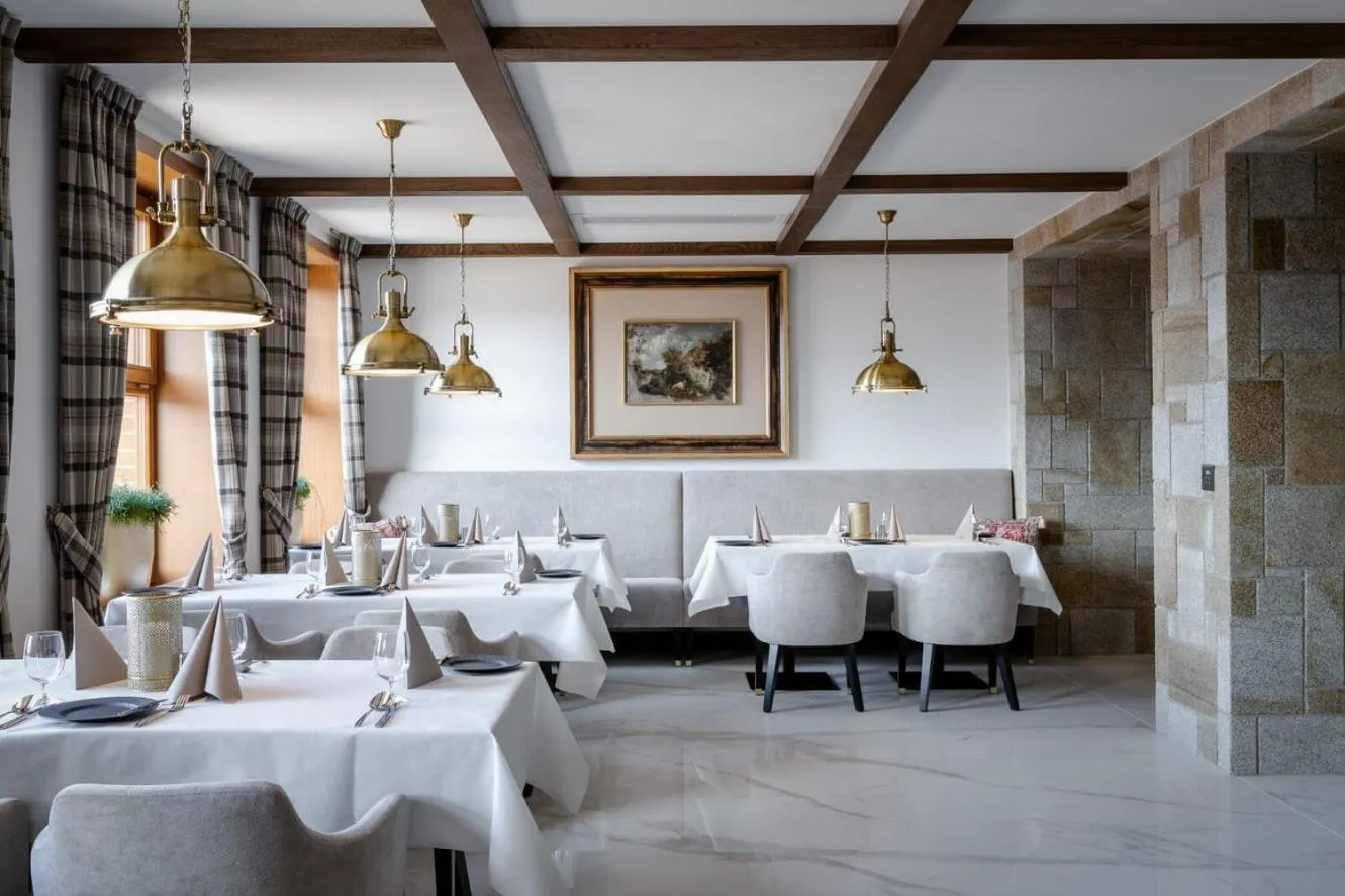 Restaurant/places to eat in Osada Seidorf