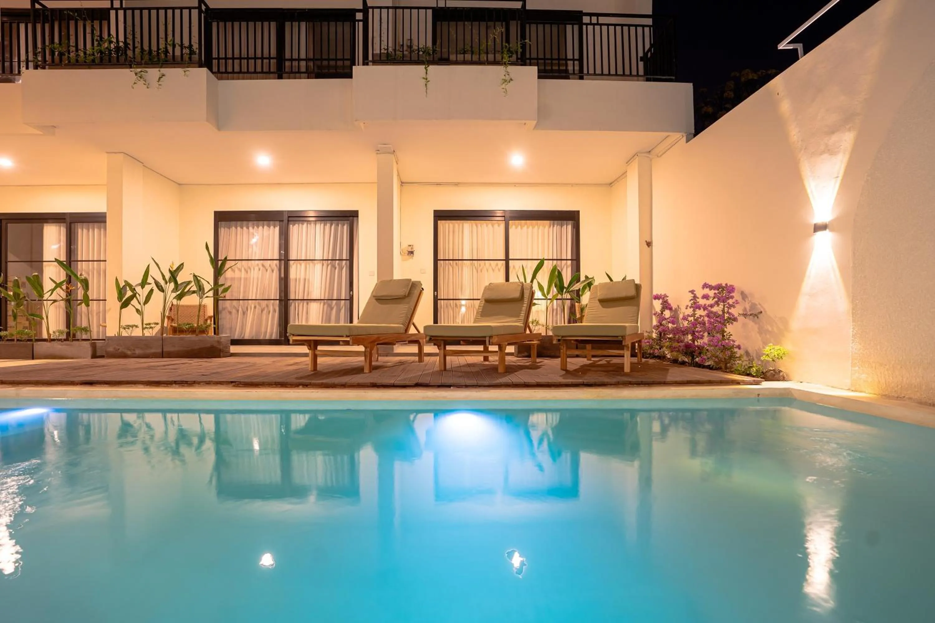 Swimming pool in Kelaya Guesthouse