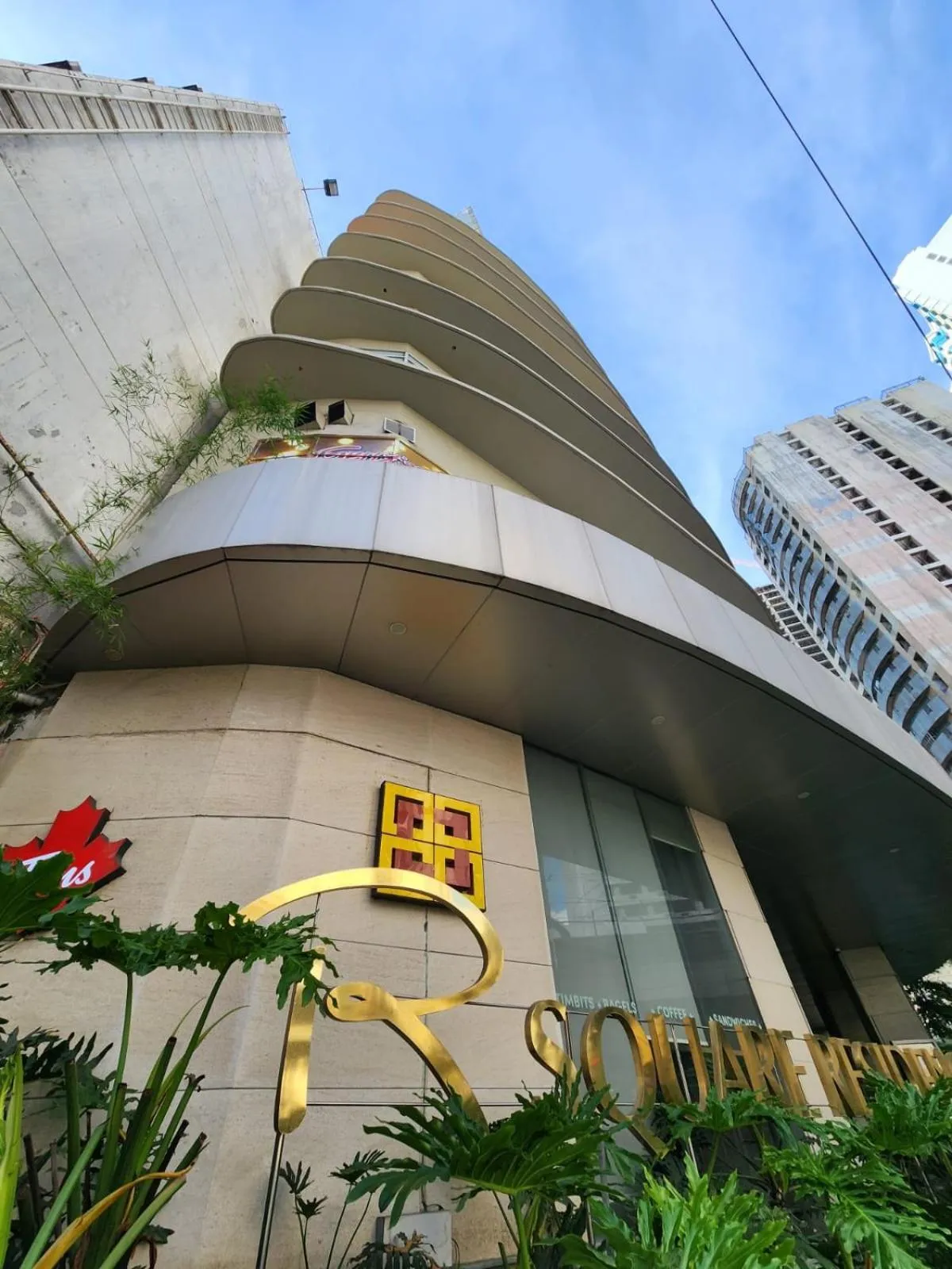 Property building in Nordic Rsquare Manila - with Pool Access