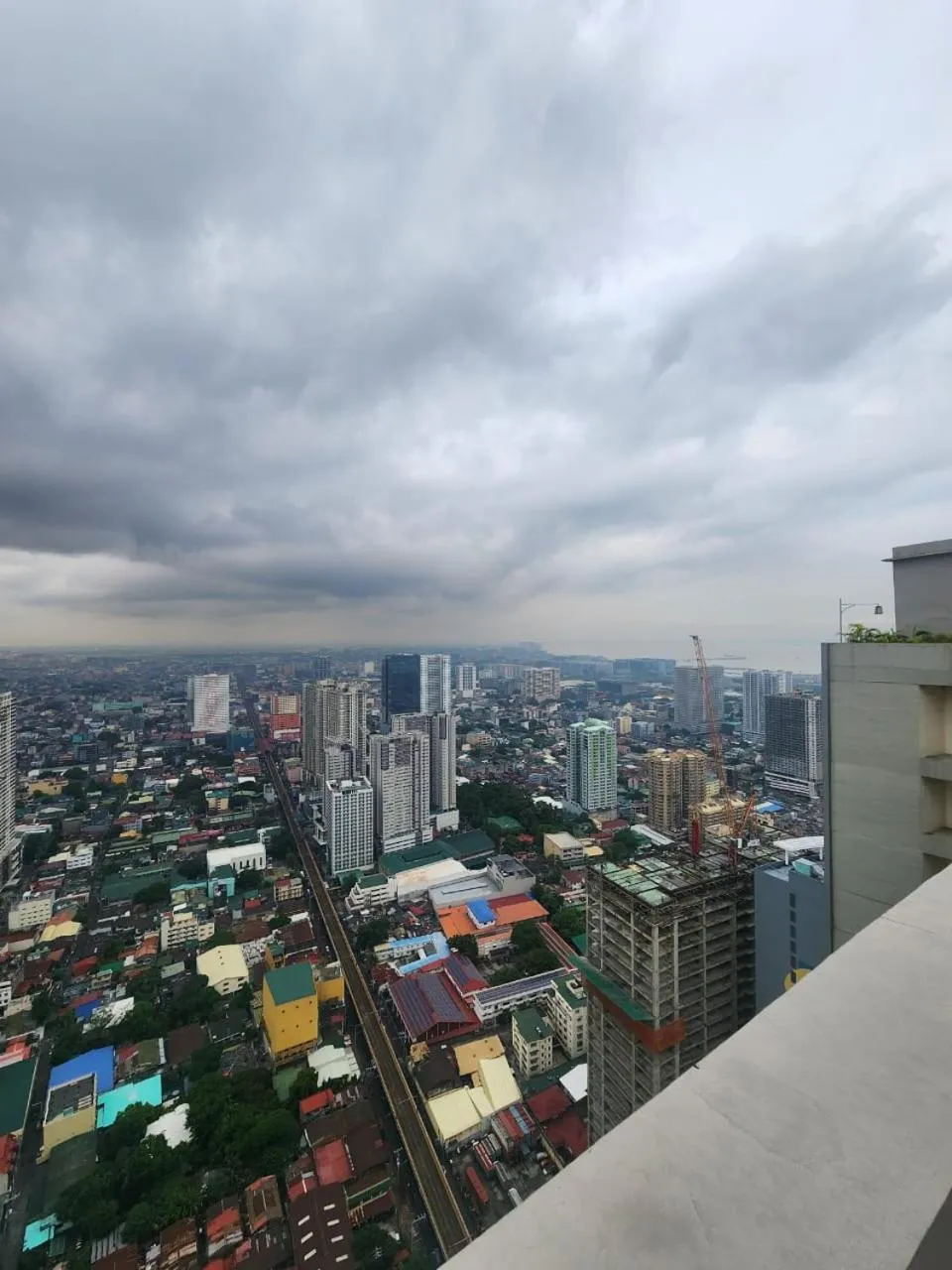 Nordic Rsquare Manila - with Pool Access