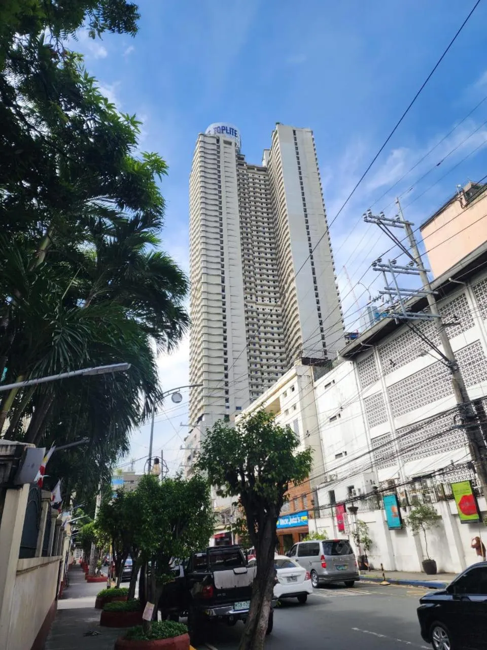 Nordic Rsquare Manila - with Pool Access