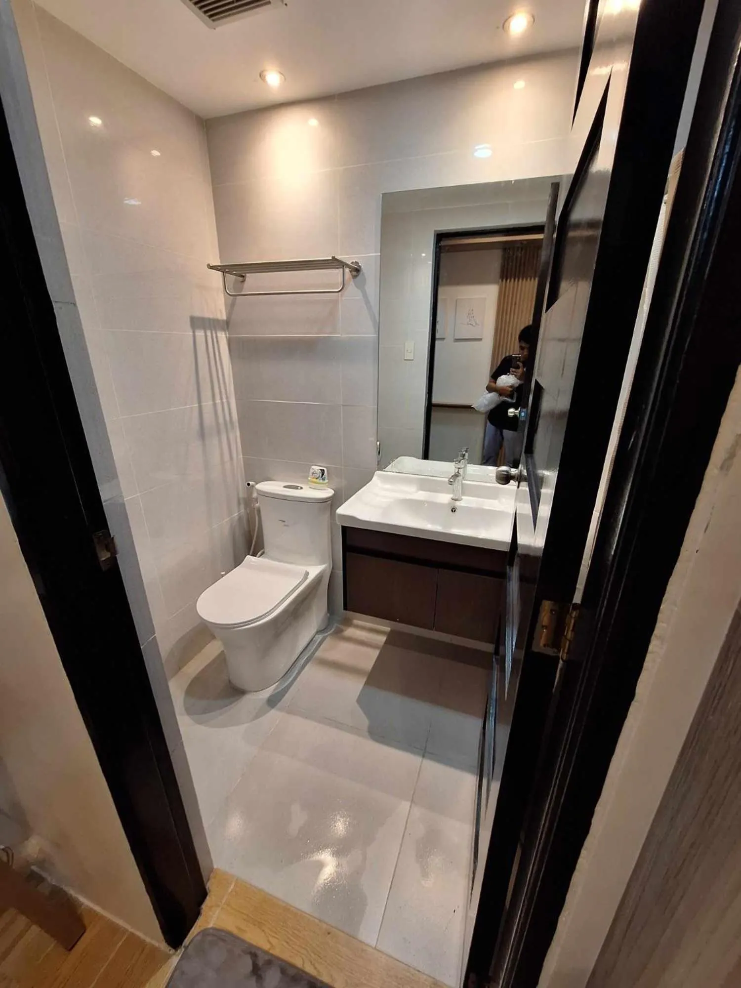 Nordic Rsquare Manila - with Pool Access