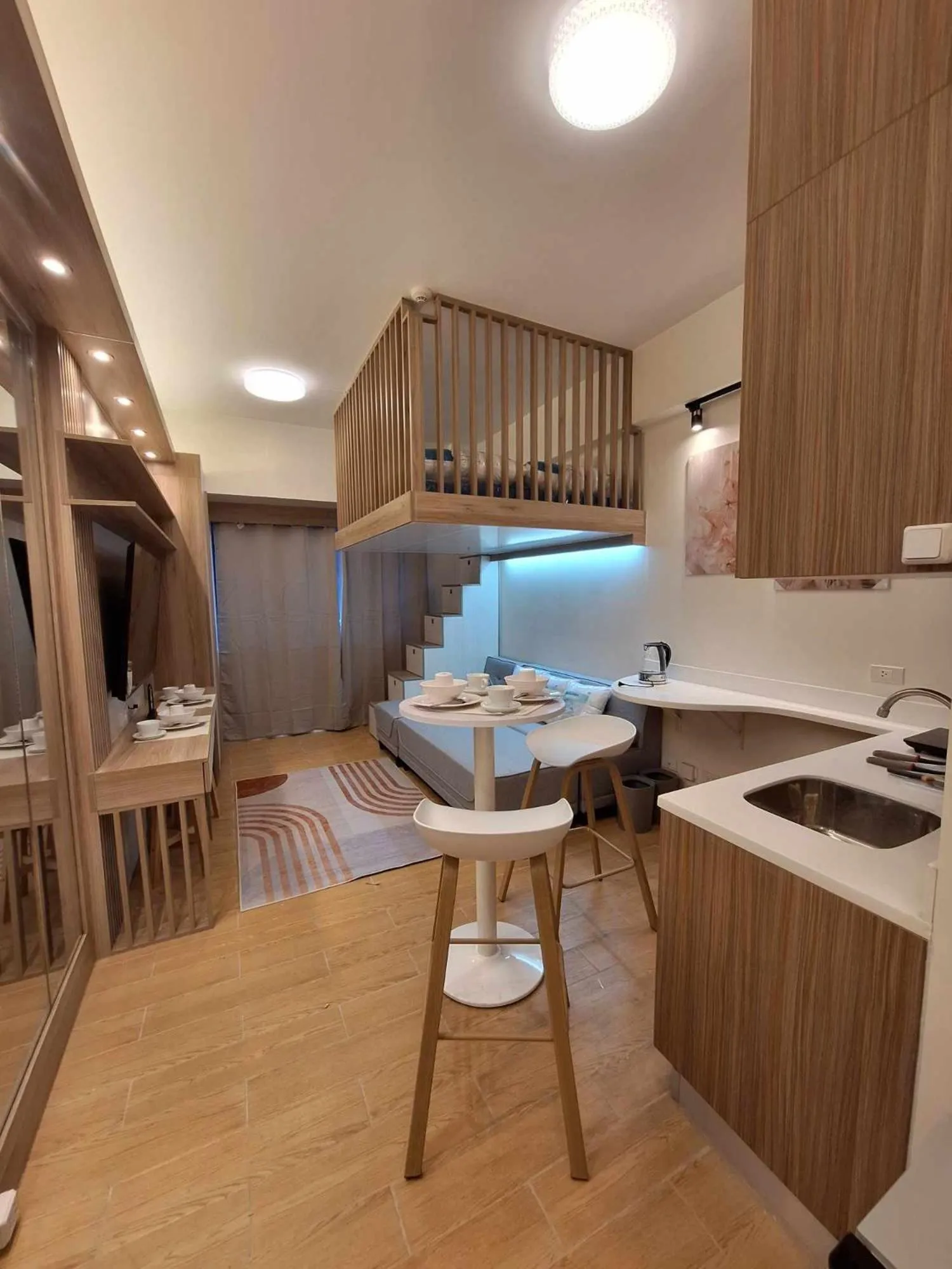 Nordic Rsquare Manila - with Pool Access