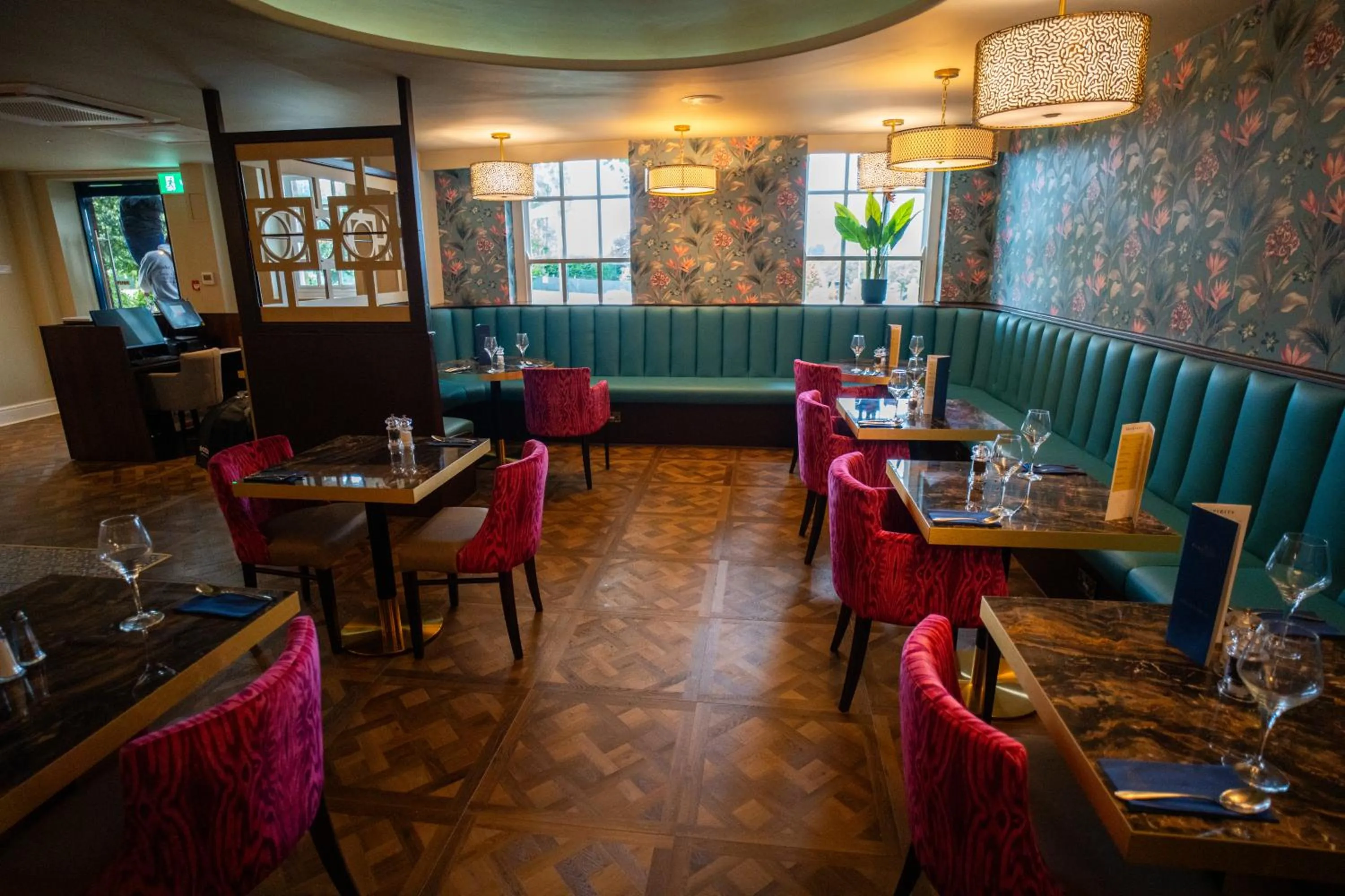 Restaurant/places to eat in Park Hall Hotel and Spa Wolverhampton