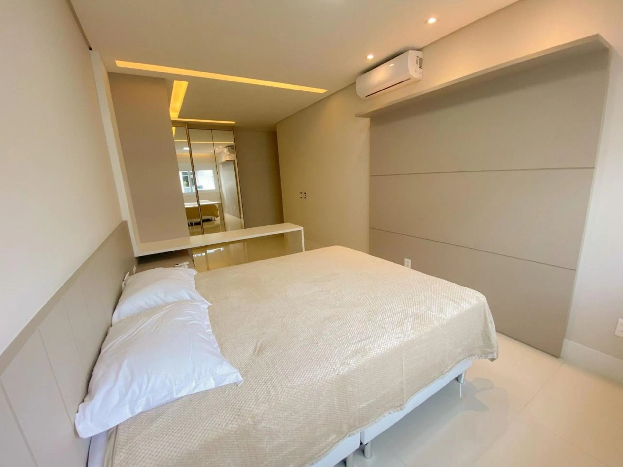 Bed in Novíssimo Jurere Com Linda Área de Lazer