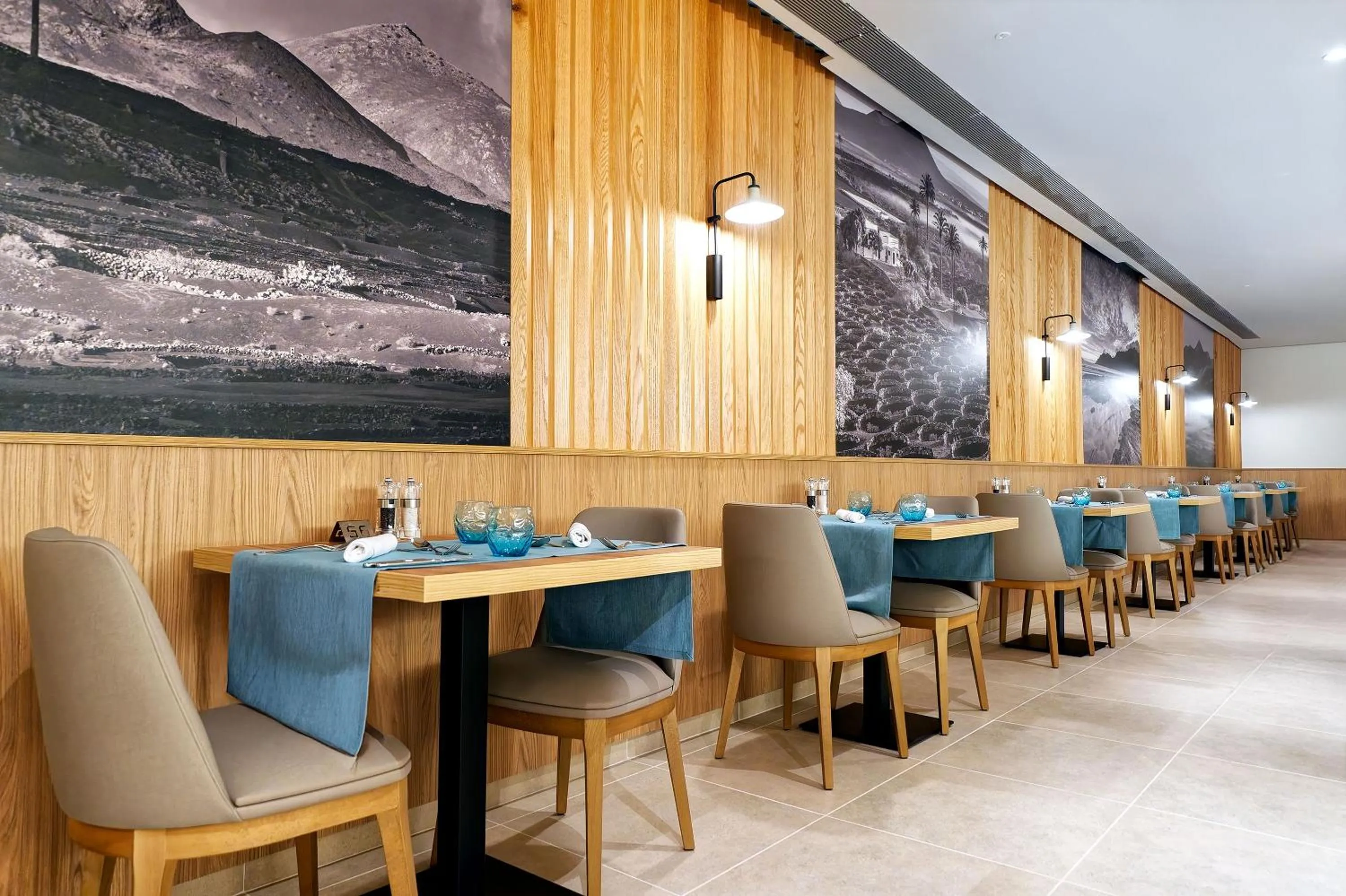 Restaurant/places to eat in Hotel Las Costas