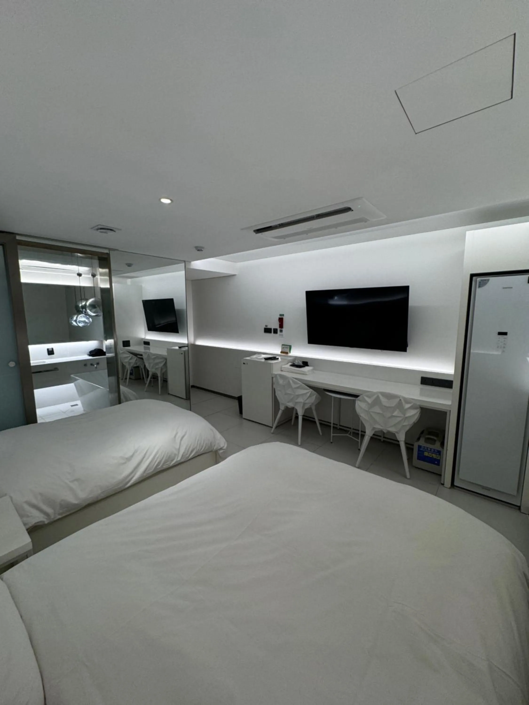 Decorative detail, Bed in Lesign Hotel