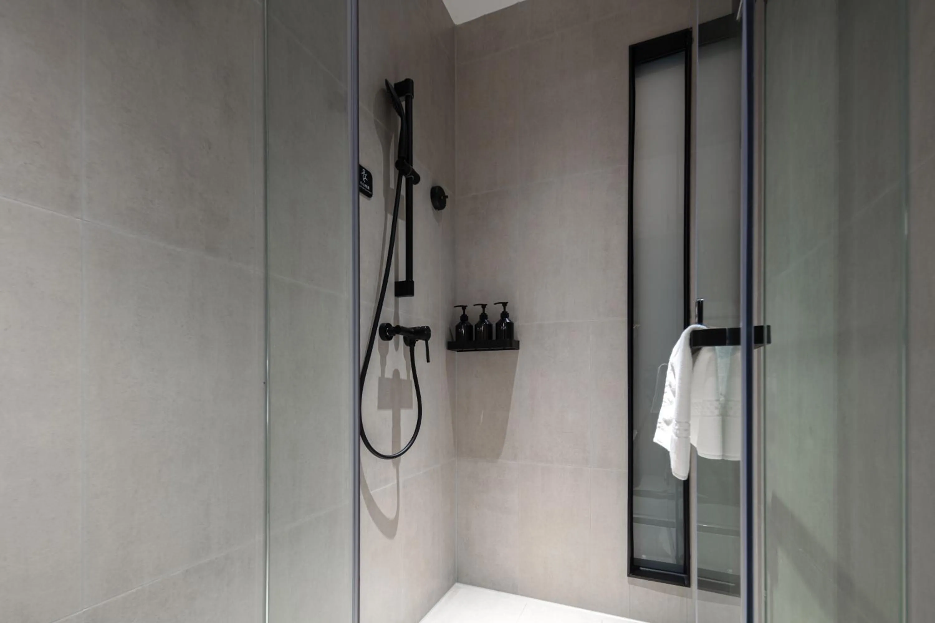 Atour Light Hotel Dongguan Songshan Lake University Town