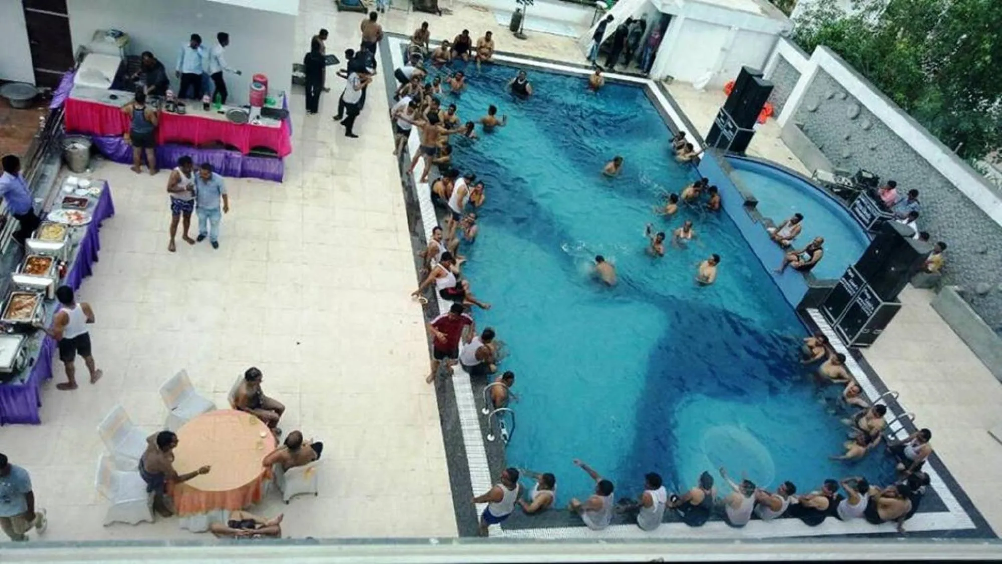 Swimming pool in Rubystone Shiv Vilas Palace