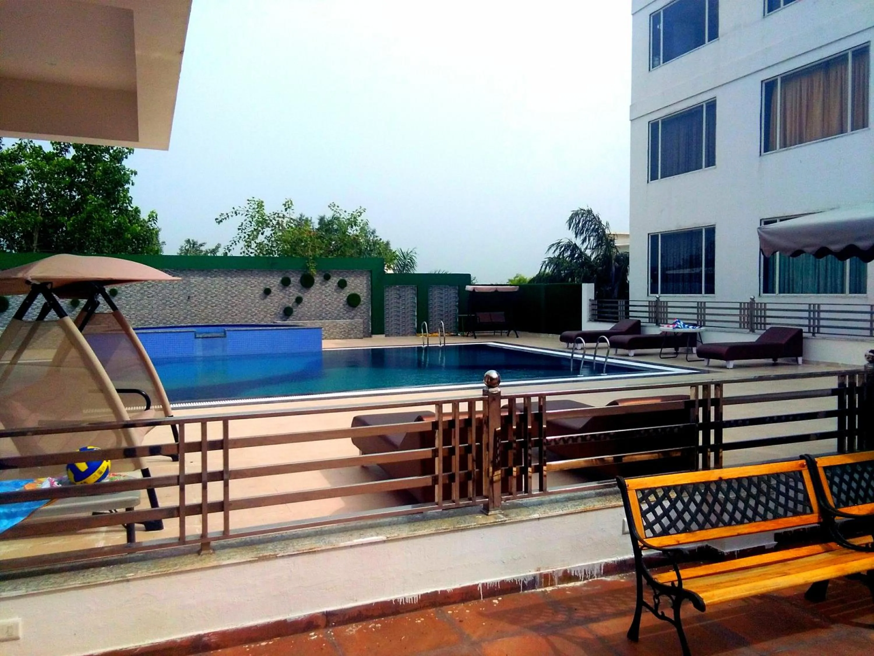 Pool view in Rubystone Shiv Vilas Palace