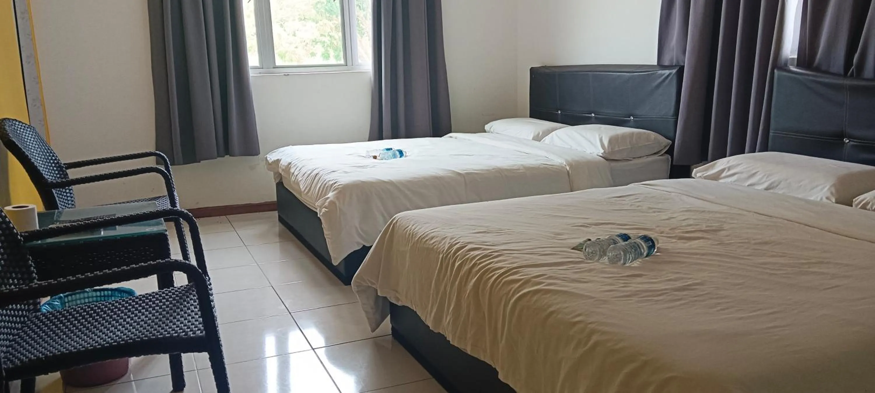 Bedroom, Bed in 69 Hotel