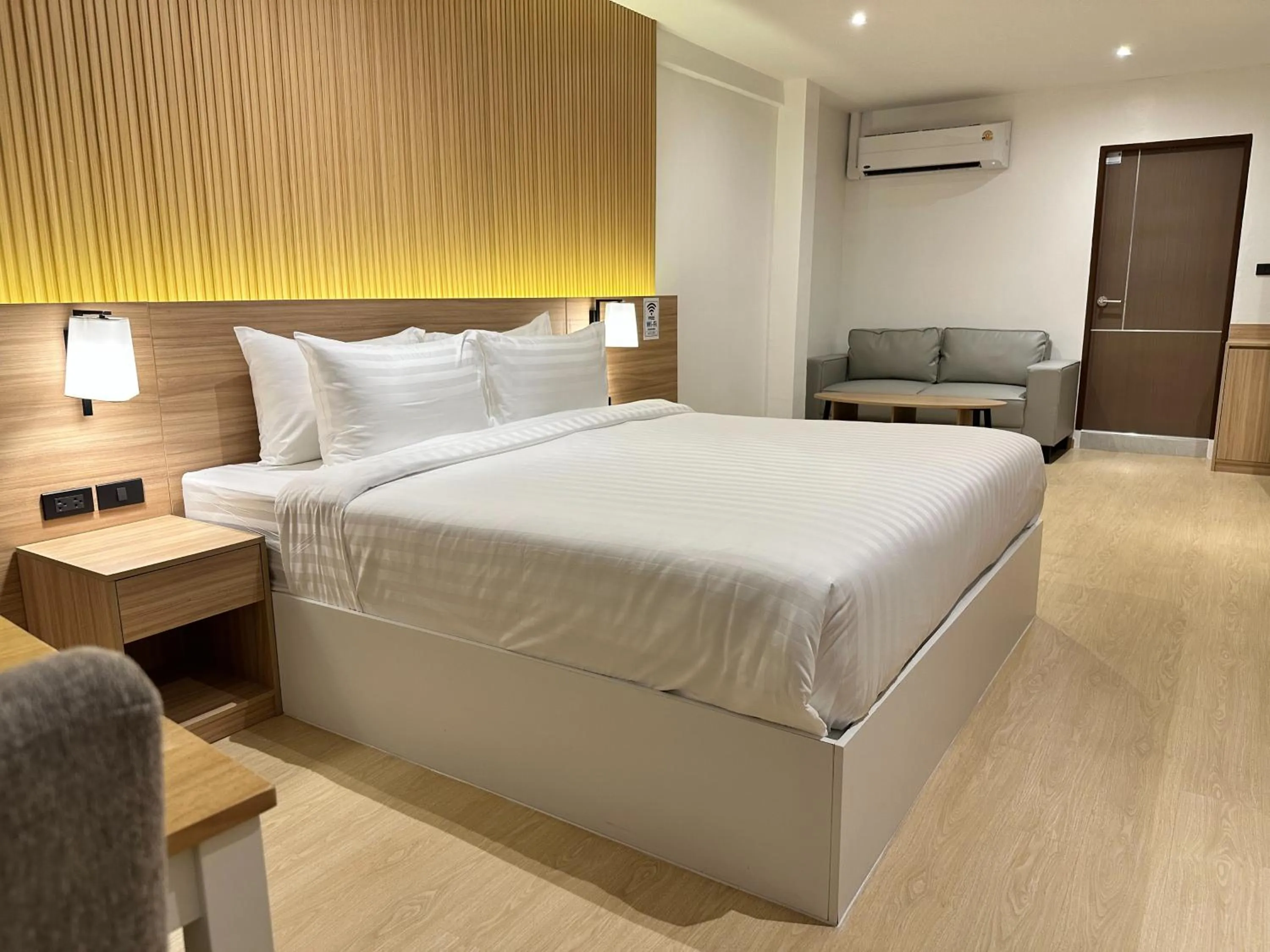 Bed in Winston Hotel