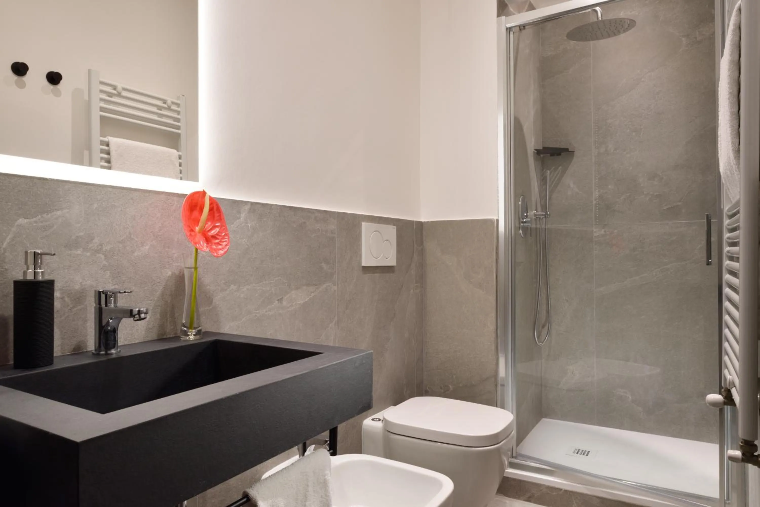 Shower in Essence Hotel