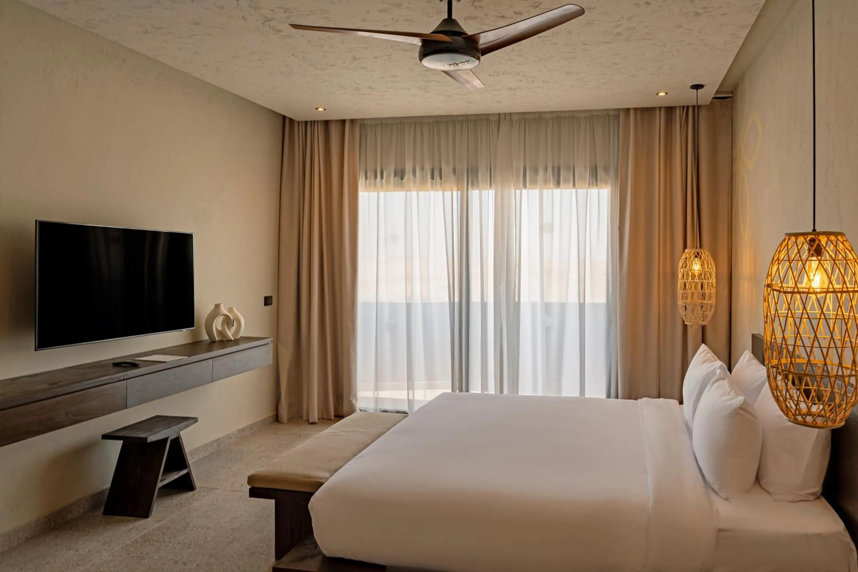 Bedroom, Bed in Sentido Naga Bay - Adults friendly