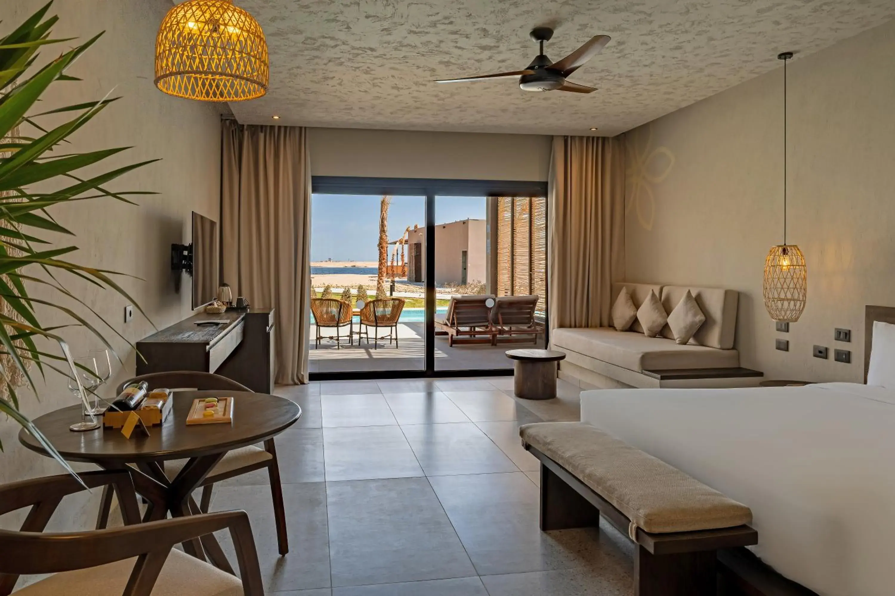 Swim-up Suite Beach Front Sea View in Sentido Naga Bay - Adults friendly Swim-up Suite Beach Front Sea View in Sentido Naga Bay - Adults friendly