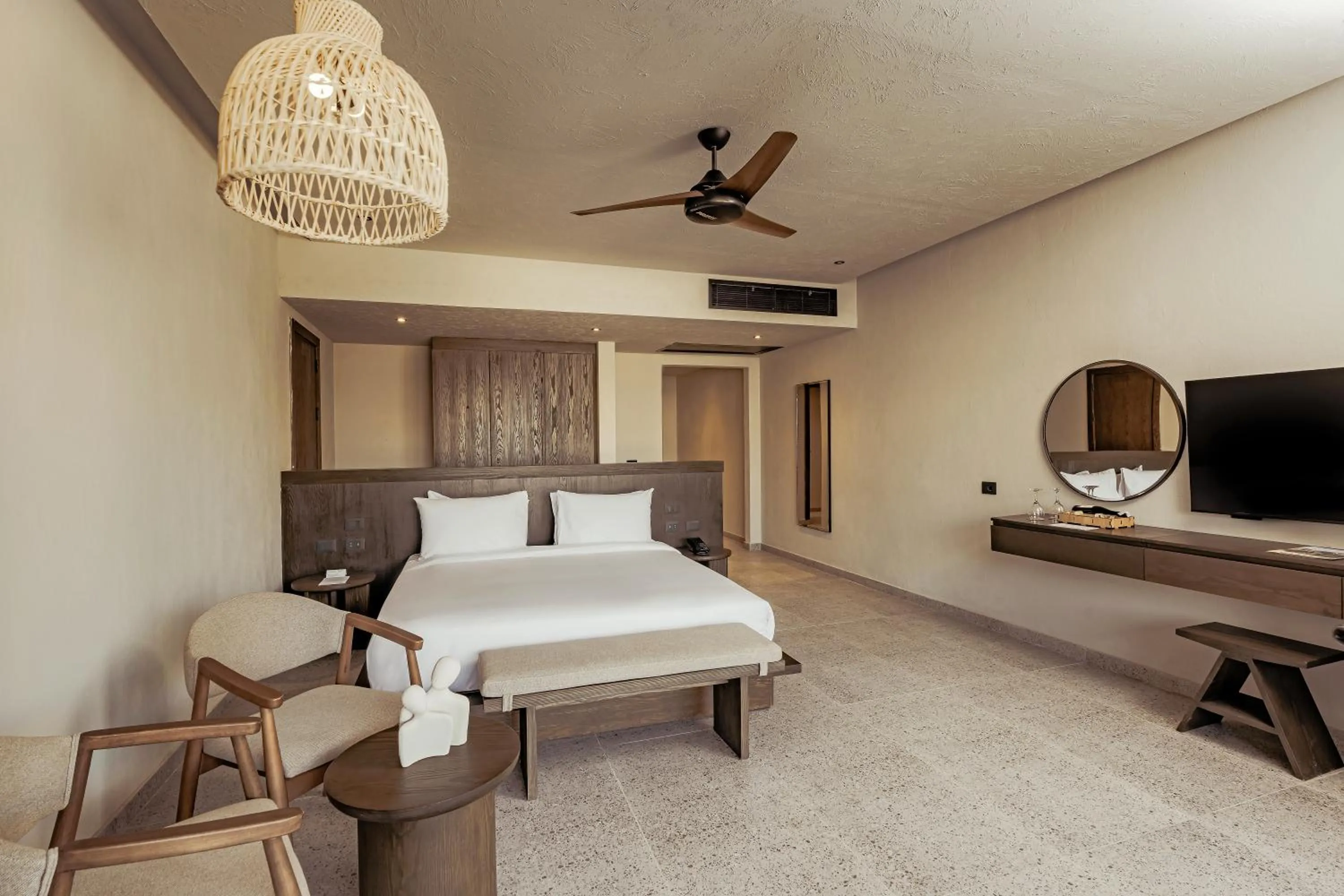 TV and multimedia, Bed in Sentido Naga Bay - Adults friendly